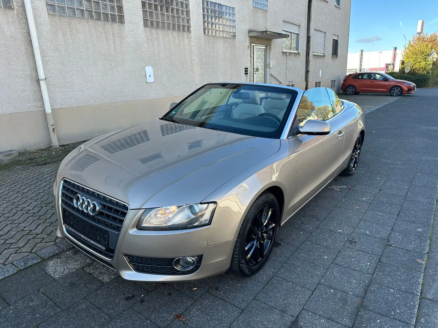 Audi A5 Cabriolet 2.0 TFSI Beige - 1