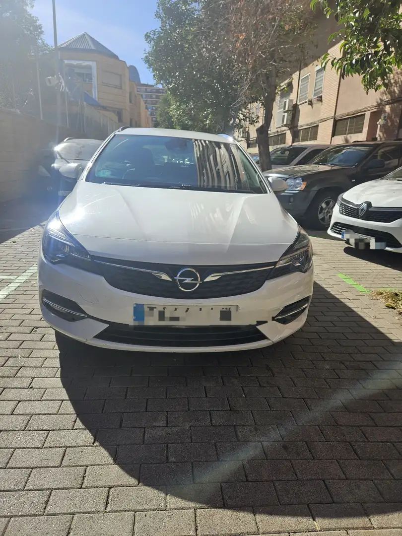 Opel Astra sportourer 1.5D 105hp único dueño - 2