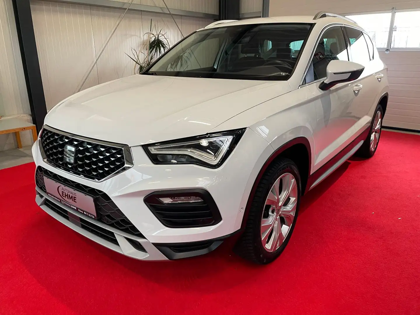 SEAT Ateca Xperience 1.5 TSI DSG *AHK*NAV*ACC*BEATS* Weiß - 1