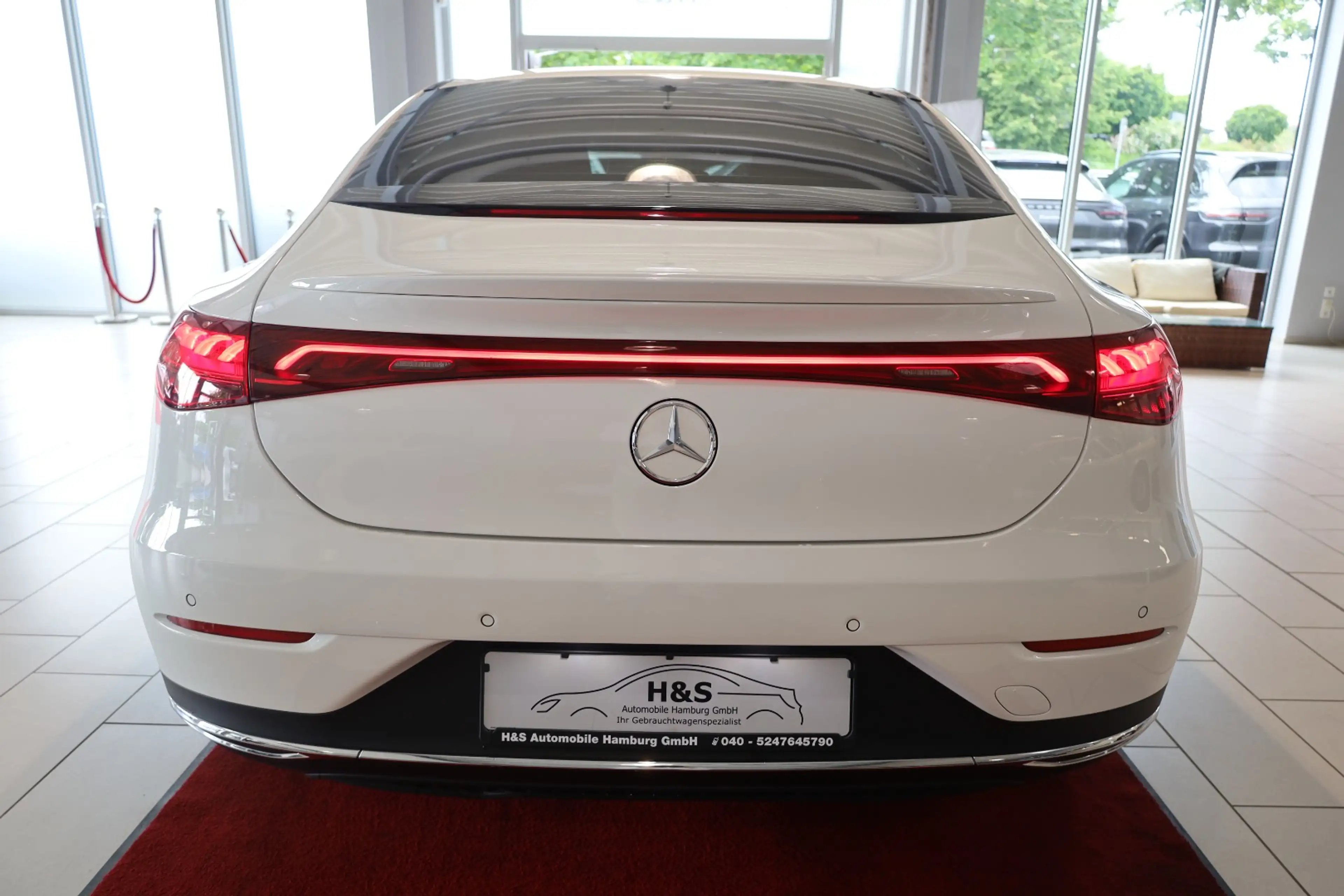 Mercedes-Benz EQE 350 + Servicepaket 5j — photo 4