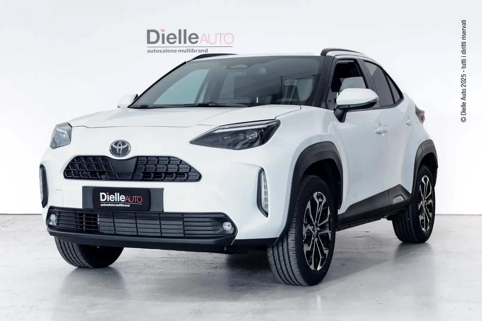 Toyota Yaris Cross YARIS CROSS TEAMPLAYER 1.5 VVT-I HYBRID 130HP CVT Wit - 1