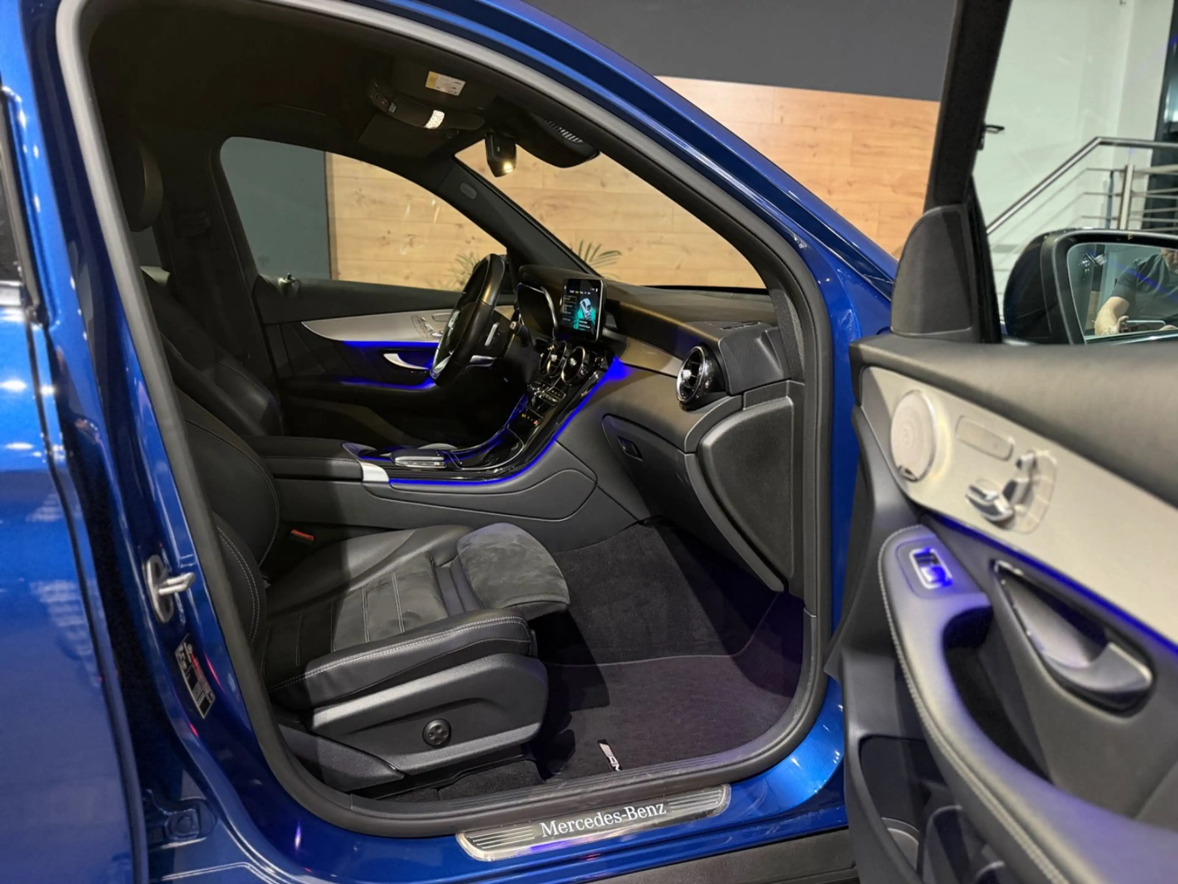 Mercedes-Benz GLC 300 de 4M AMG Line/Trittbr./Burmester/AHK — photo 9