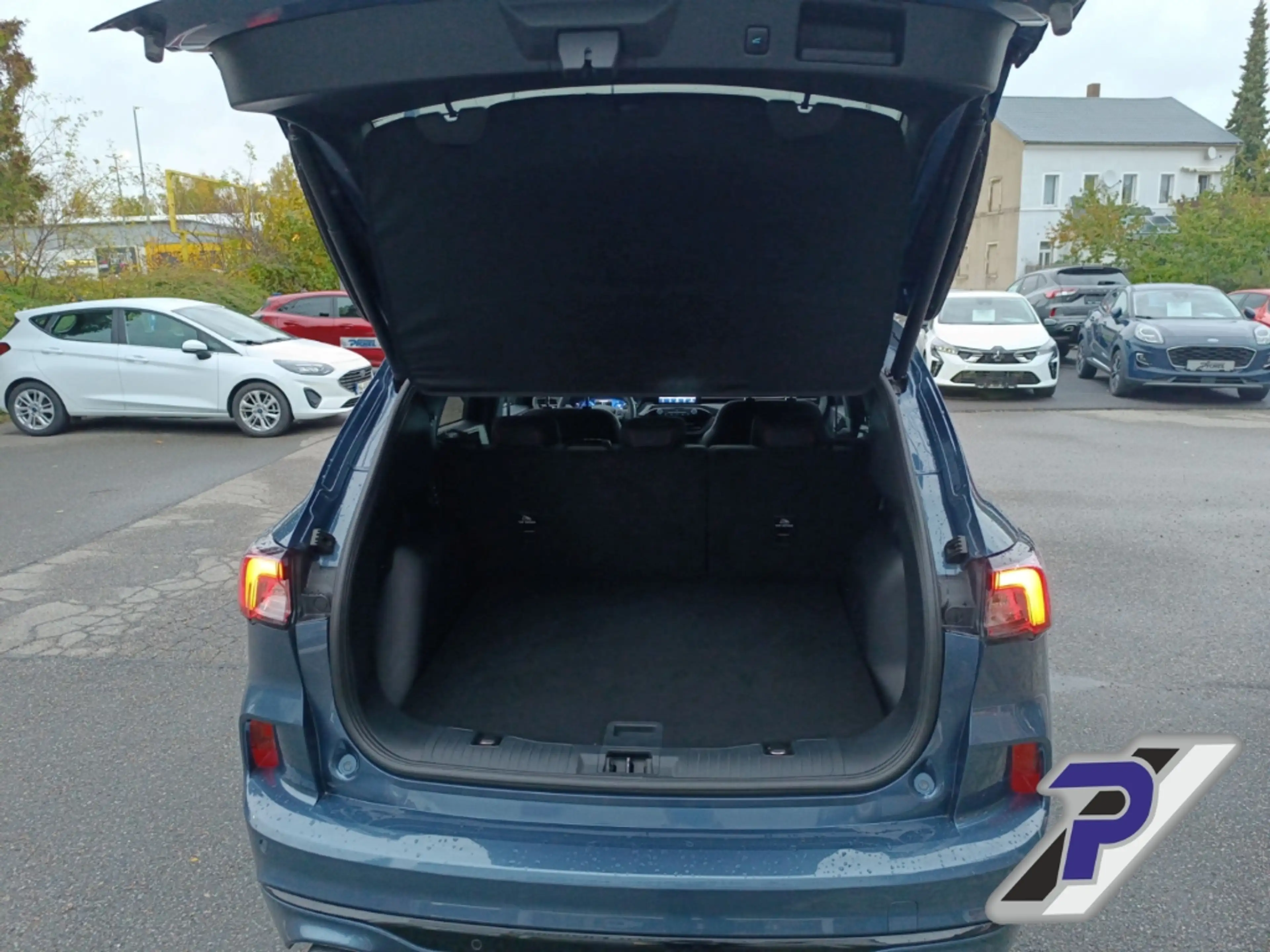 Ford Kuga Plug-In Hybrid ST-Line PHEV el.Heckkl.+Fahrerassis — photo 11
