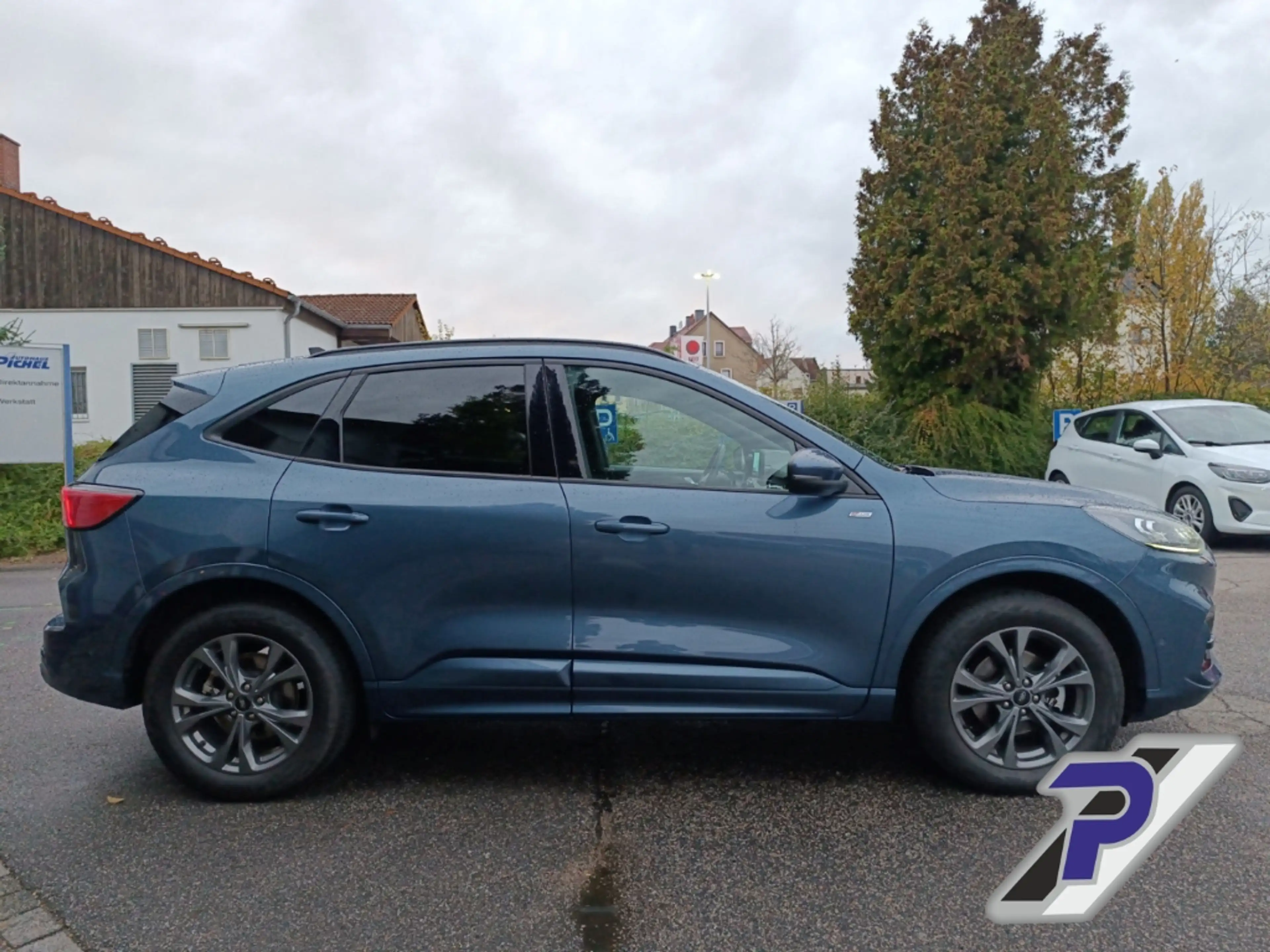 Ford Kuga Plug-In Hybrid ST-Line PHEV el.Heckkl.+Fahrerassis — photo 7