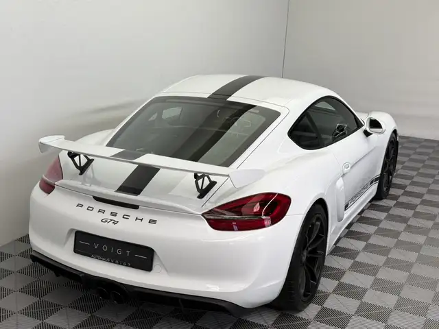 Porsche Cayman view 6