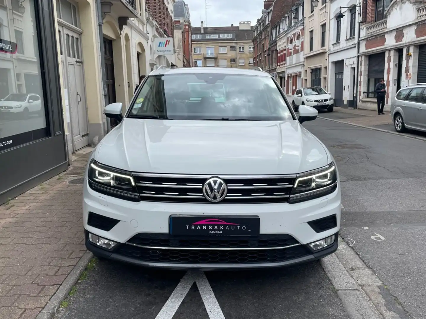 Volkswagen Tiguan 2.0 TDI 150 Carat / VIRTUAL COCKPIT / TOIT OUVRANT Blanc - 2