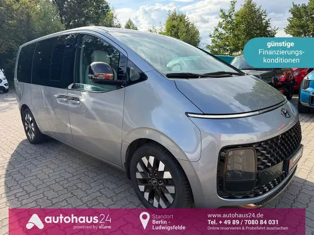 Hyundai Staria main image
