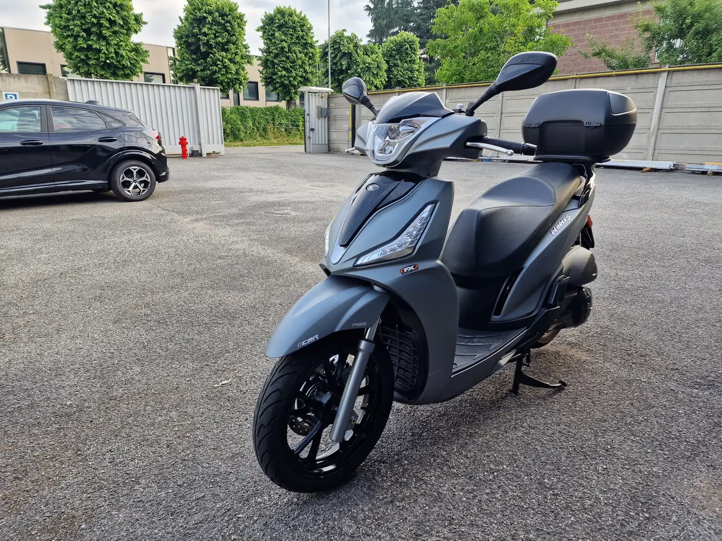Kymco People S 300i Grey - 1