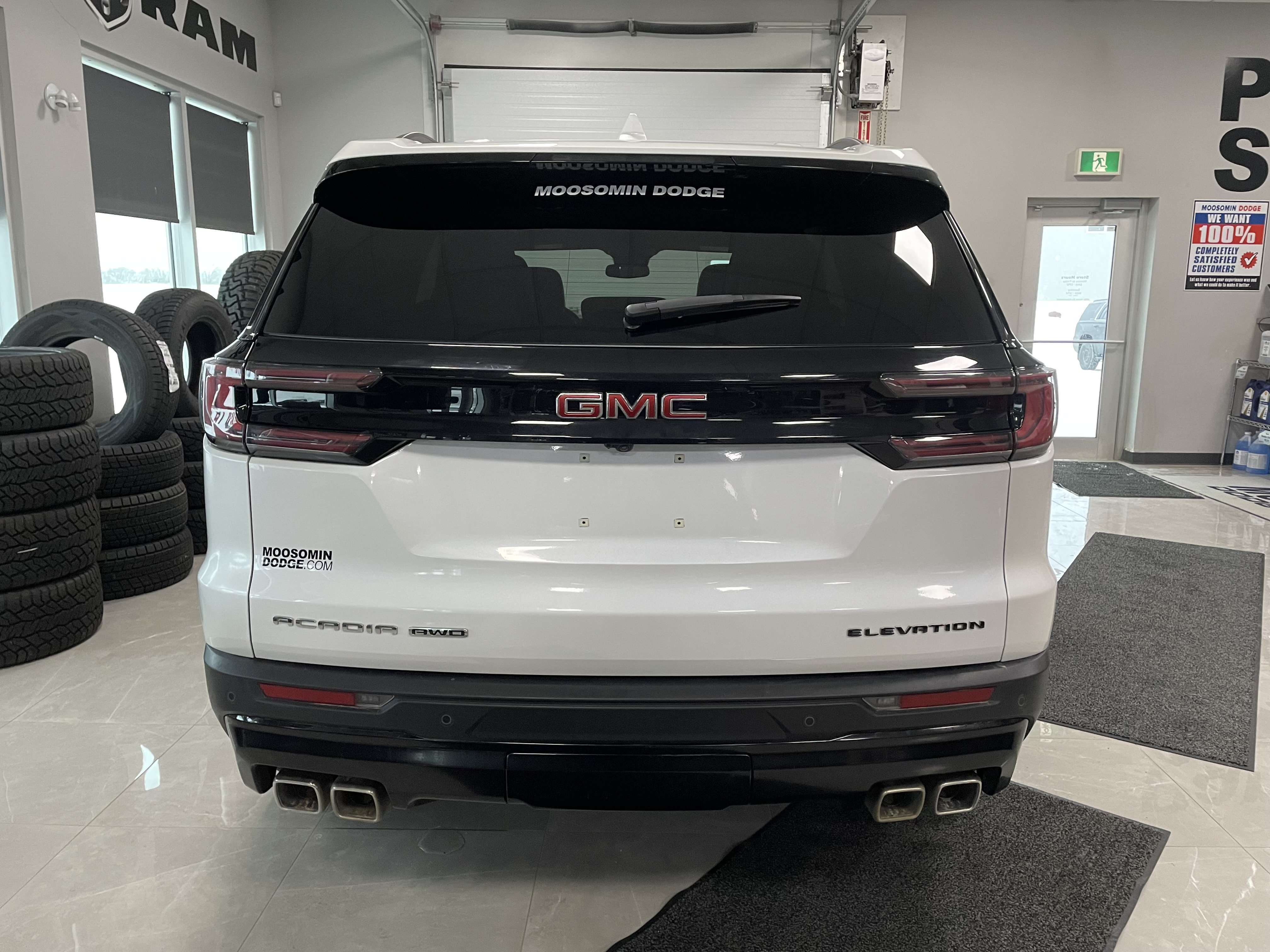 2024 GMC Acadia