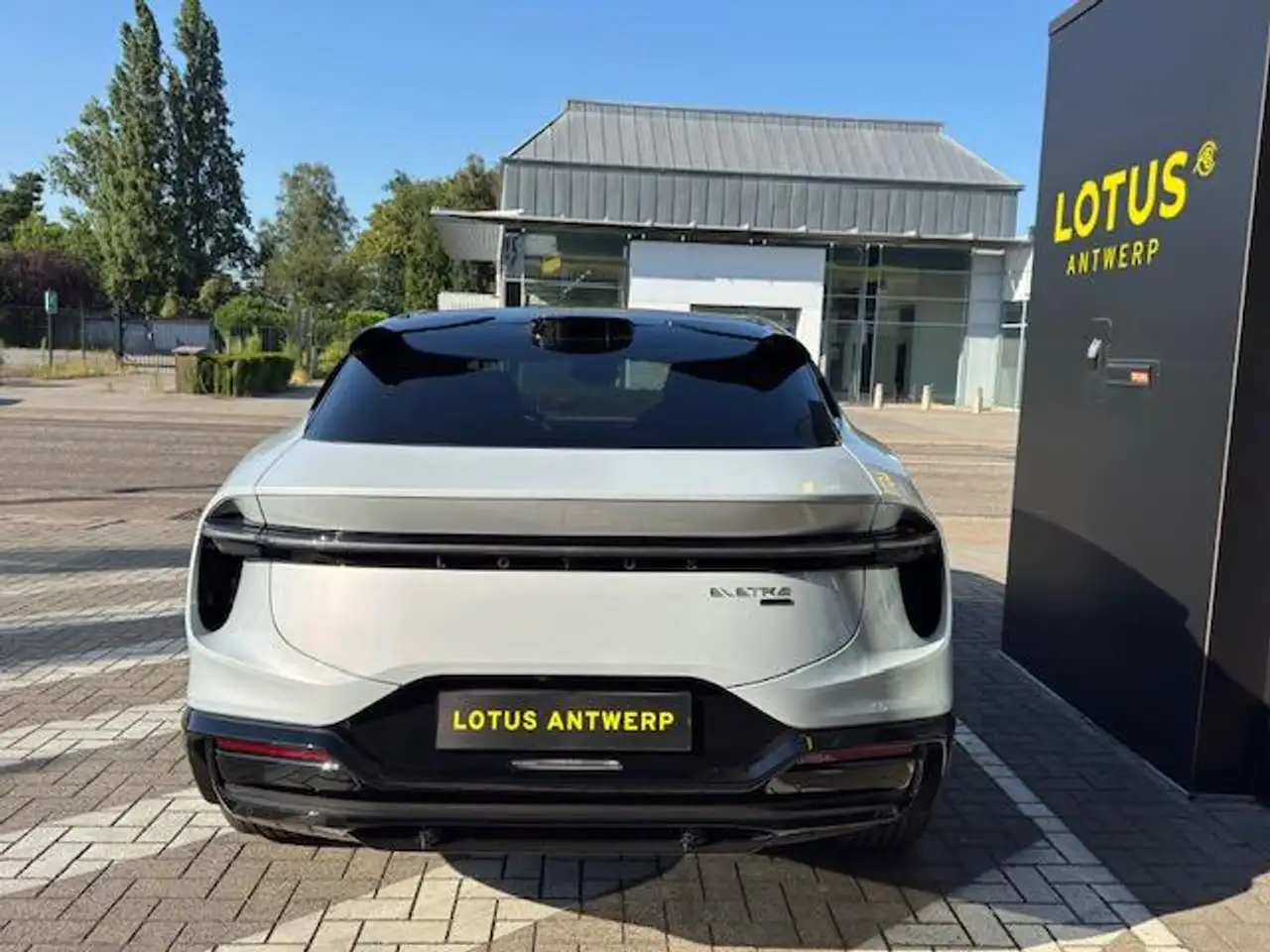 Lotus Eletre 2026