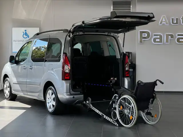 Peugeot Partner Tepee Allure Behindertengerecht-Rampe