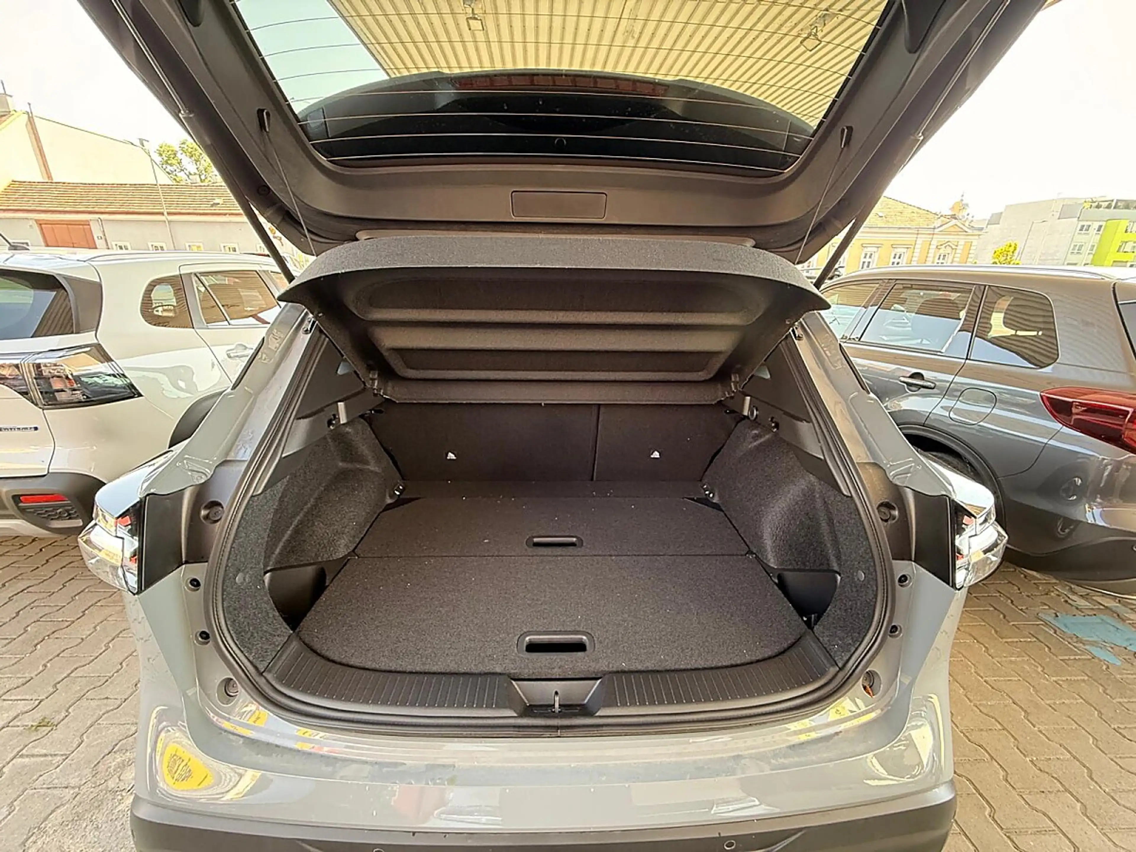 Nissan Qashqai 1,3 DIG-T MHEV 4x4 N-Connecta+ Xtronic — photo 4