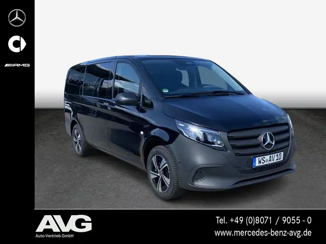 Mercedes-Benz Vito view 2