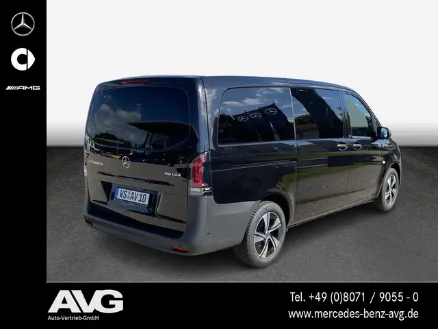 Mercedes-Benz Vito view 3