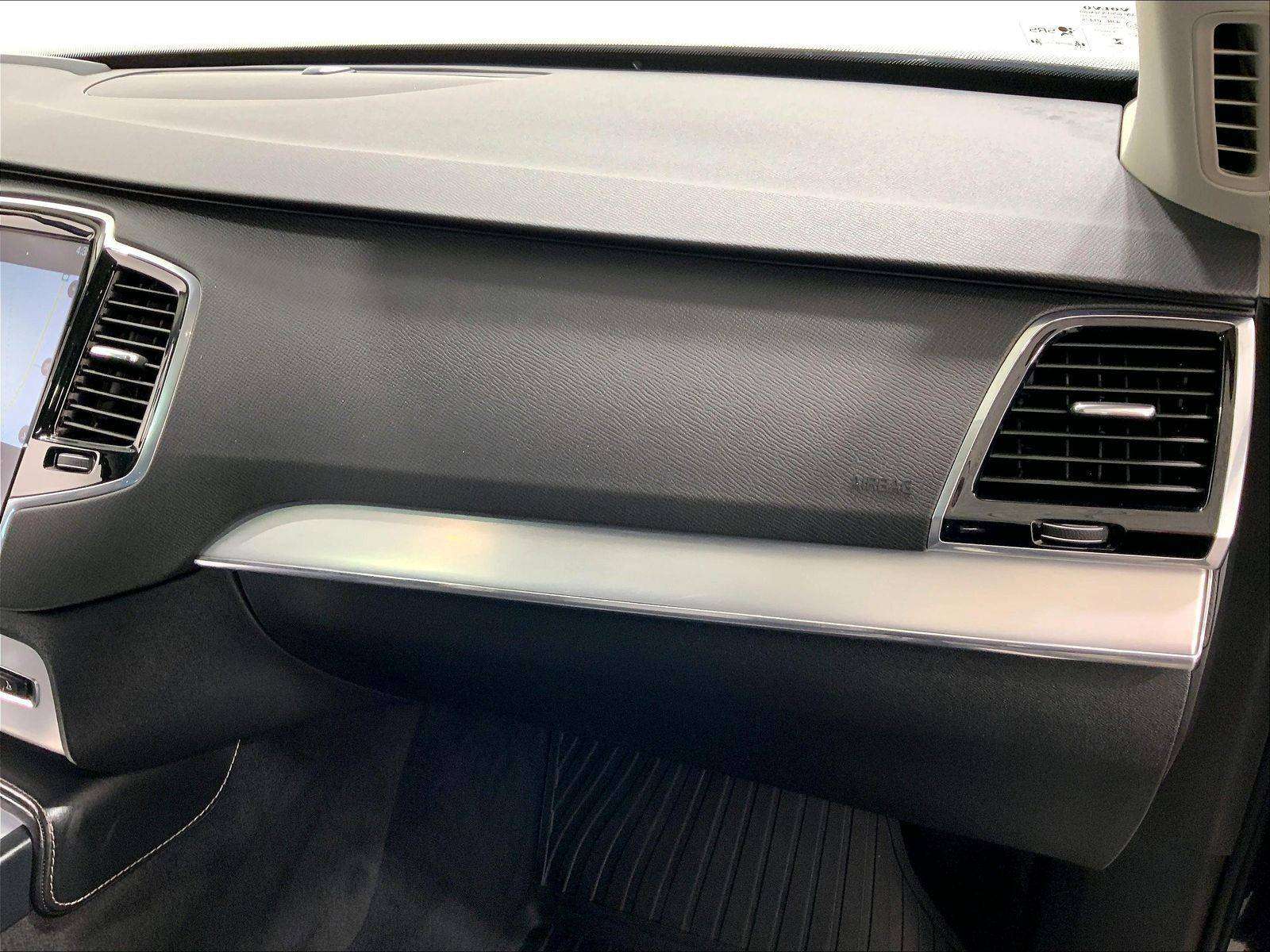 2019 Volvo XC90 T8 Momentum, Comes with Winter Wheel Set! thumb 33