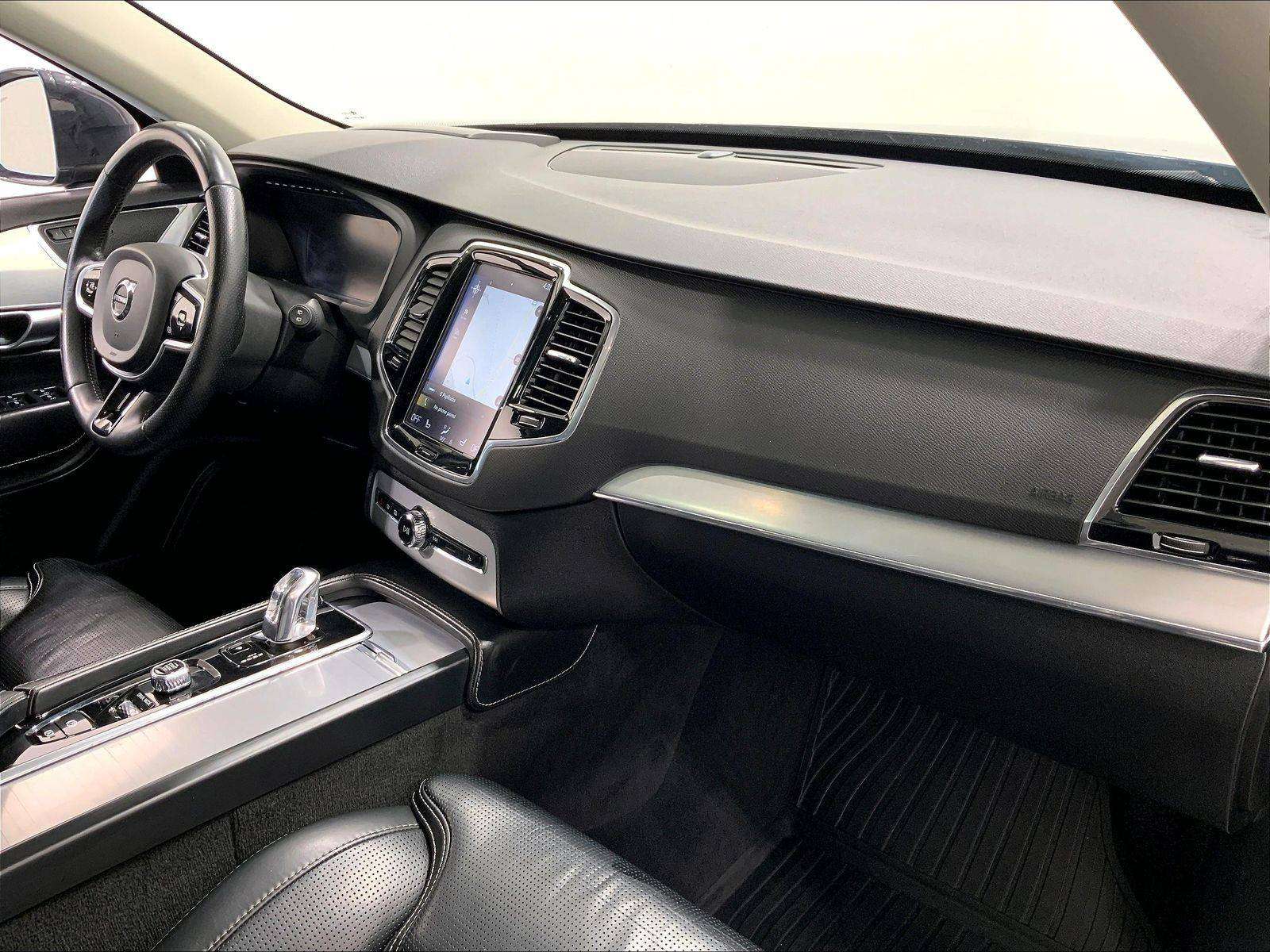 2019 Volvo XC90 T8 Momentum, Comes with Winter Wheel Set! thumb 32