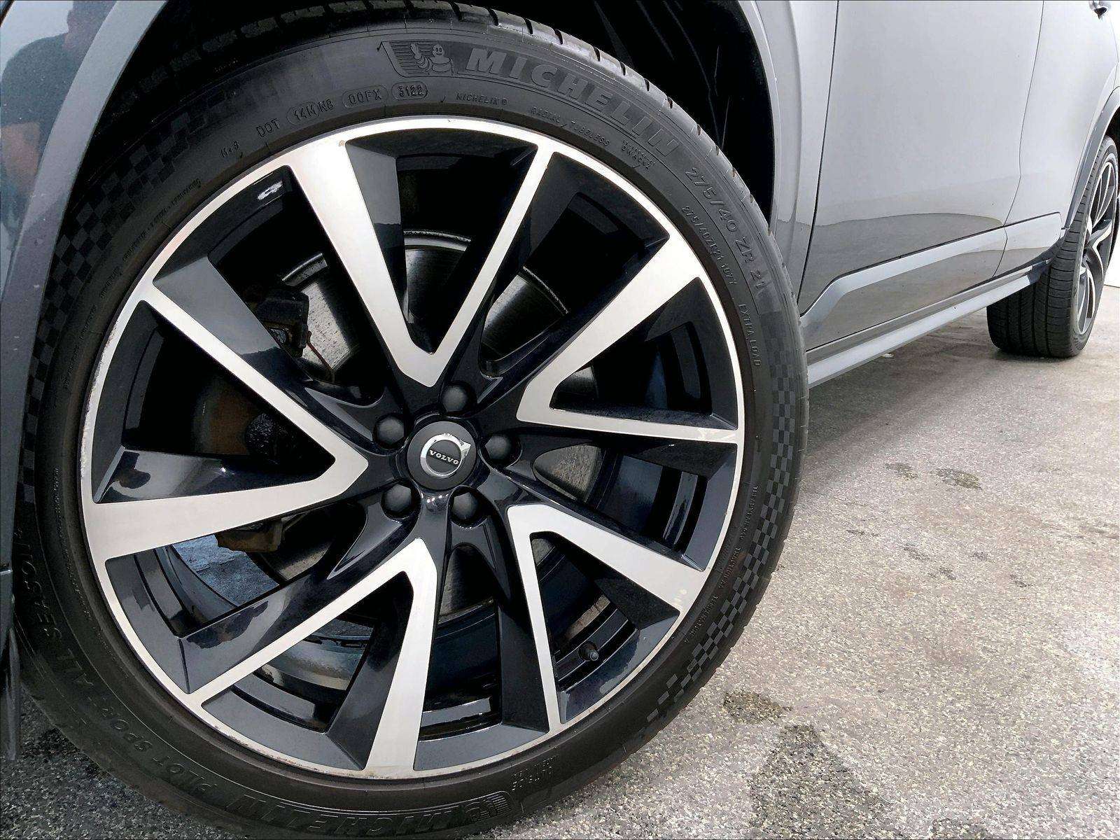 2019 Volvo XC90 T8 Momentum, Comes with Winter Wheel Set! thumb 16