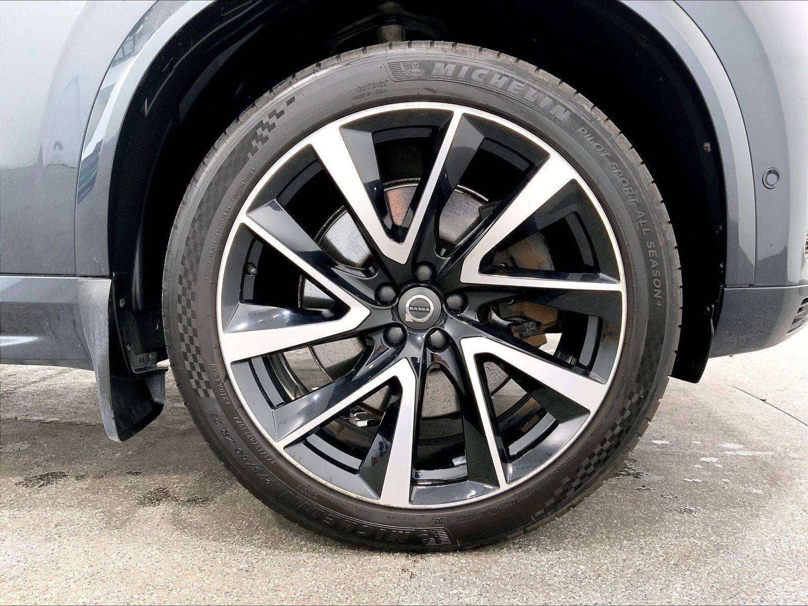 2019 Volvo XC90 T8 Momentum, Comes with Winter Wheel Set! thumb 18