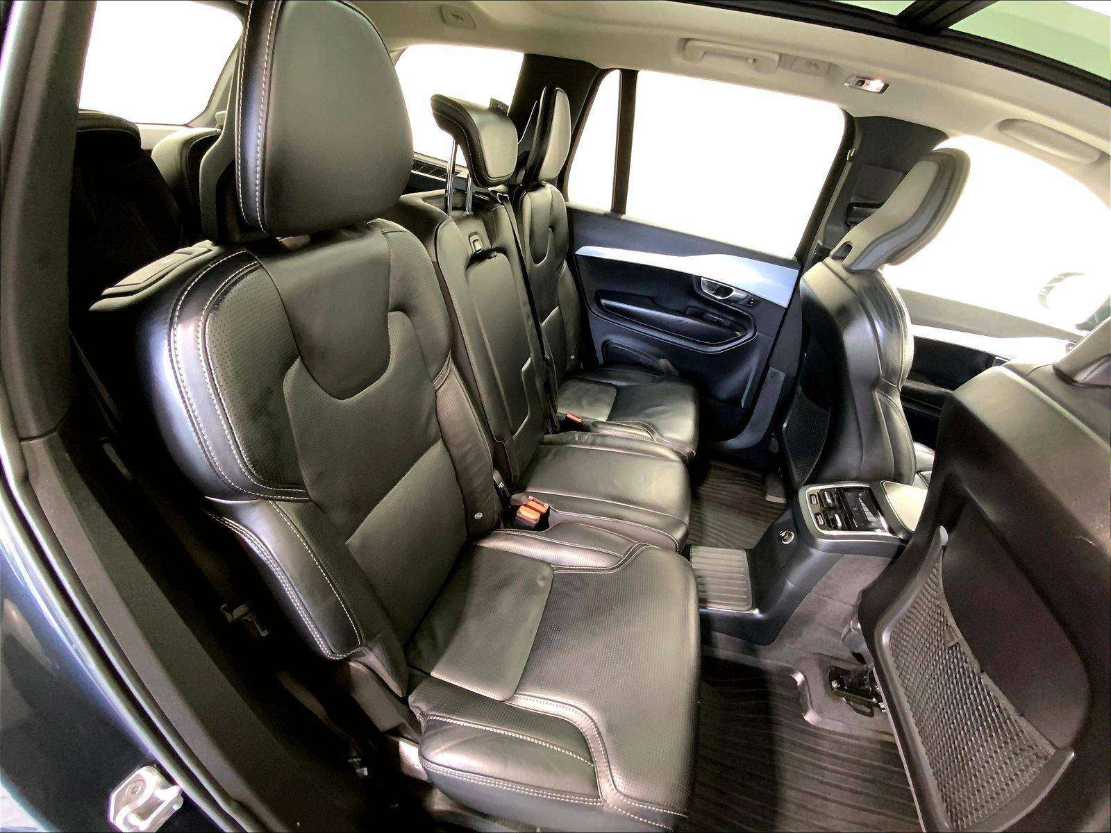 2019 Volvo XC90 T8 Momentum, Comes with Winter Wheel Set! thumb 37