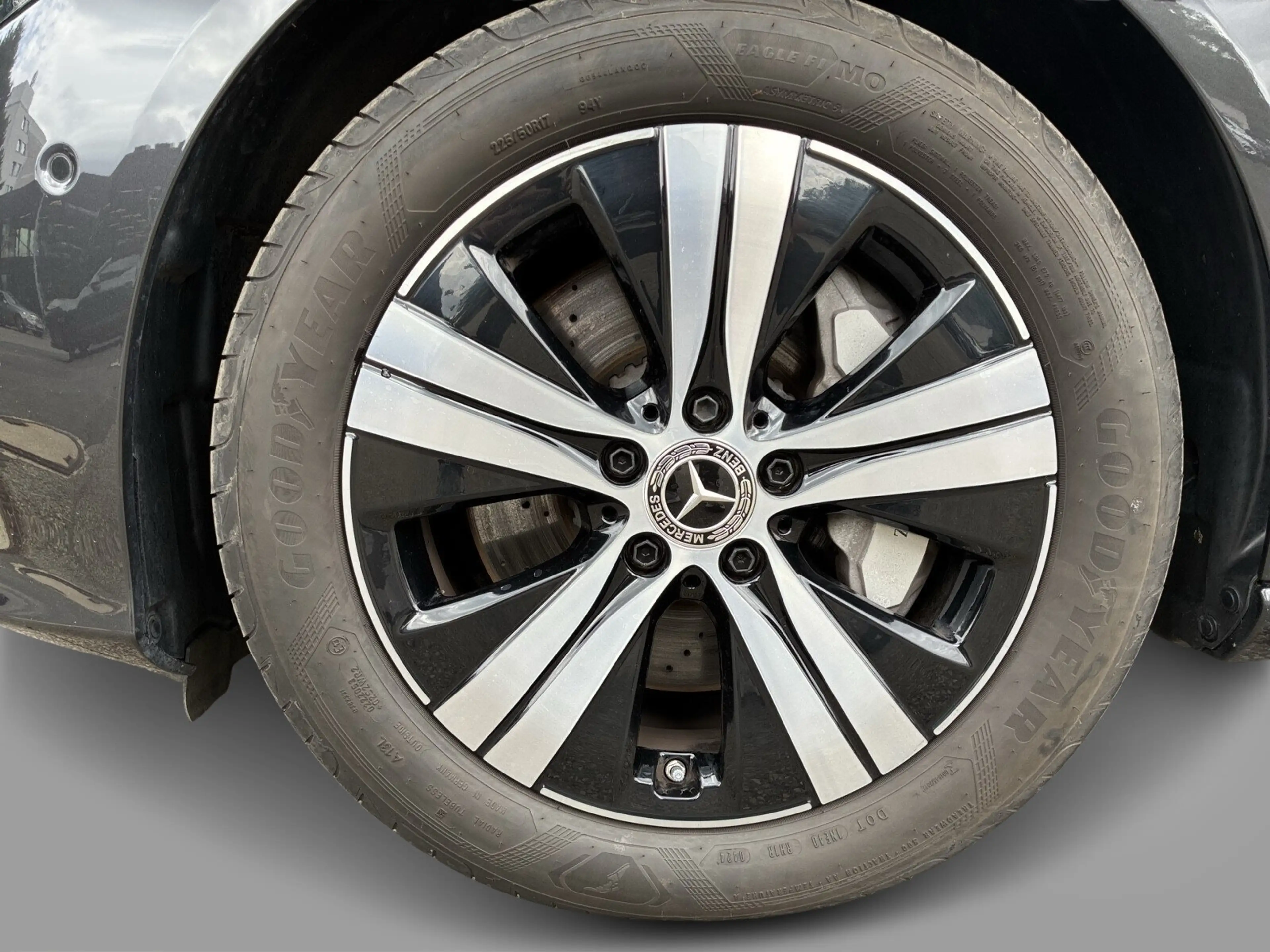 Mercedes-Benz C 300 C 300 e T-AVANTGARDE-DISTRONIC-HUD-KAM-MEMORY — photo 10