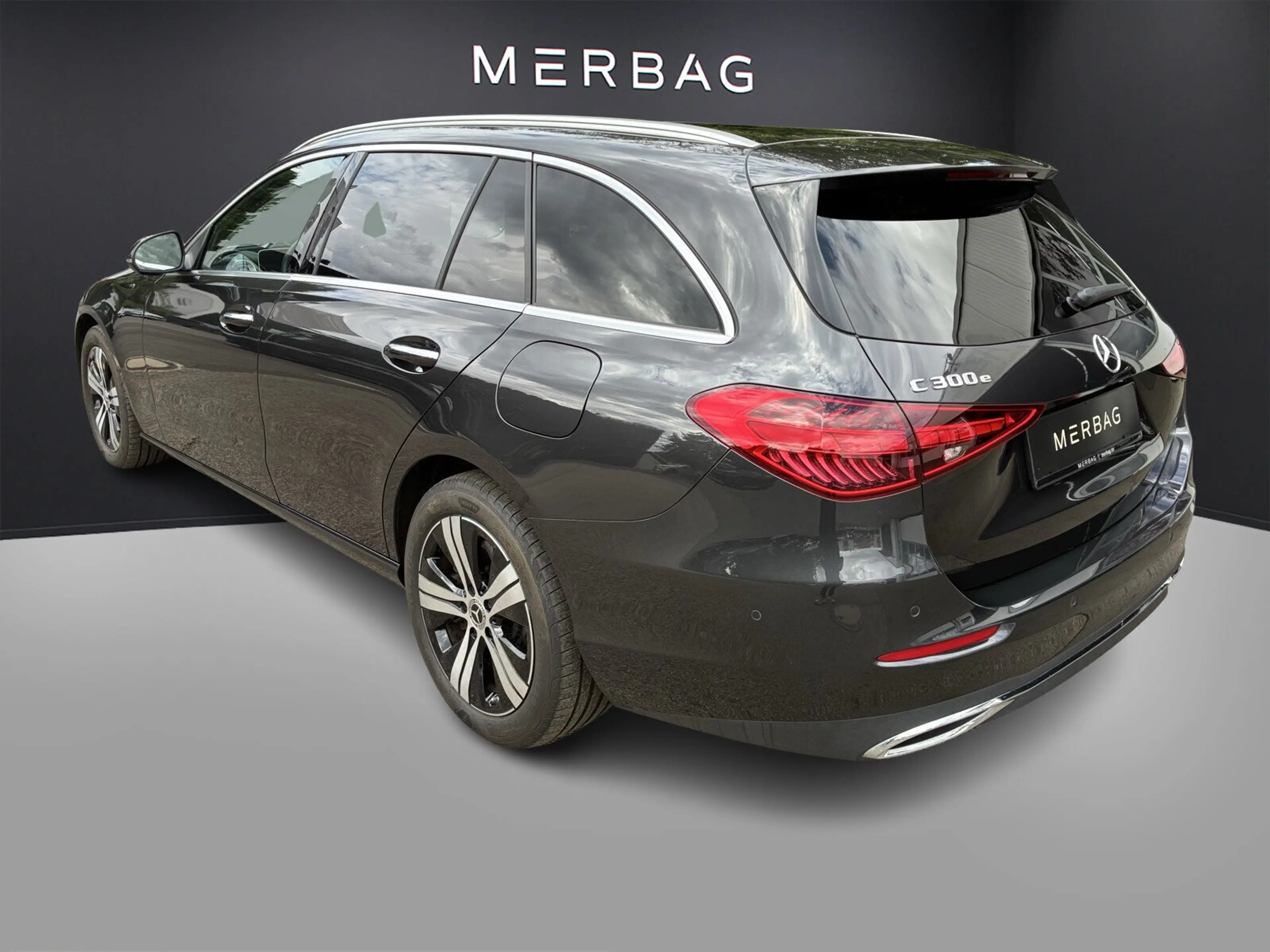 Mercedes-Benz C 300 C 300 e T-AVANTGARDE-DISTRONIC-HUD-KAM-MEMORY — photo 7