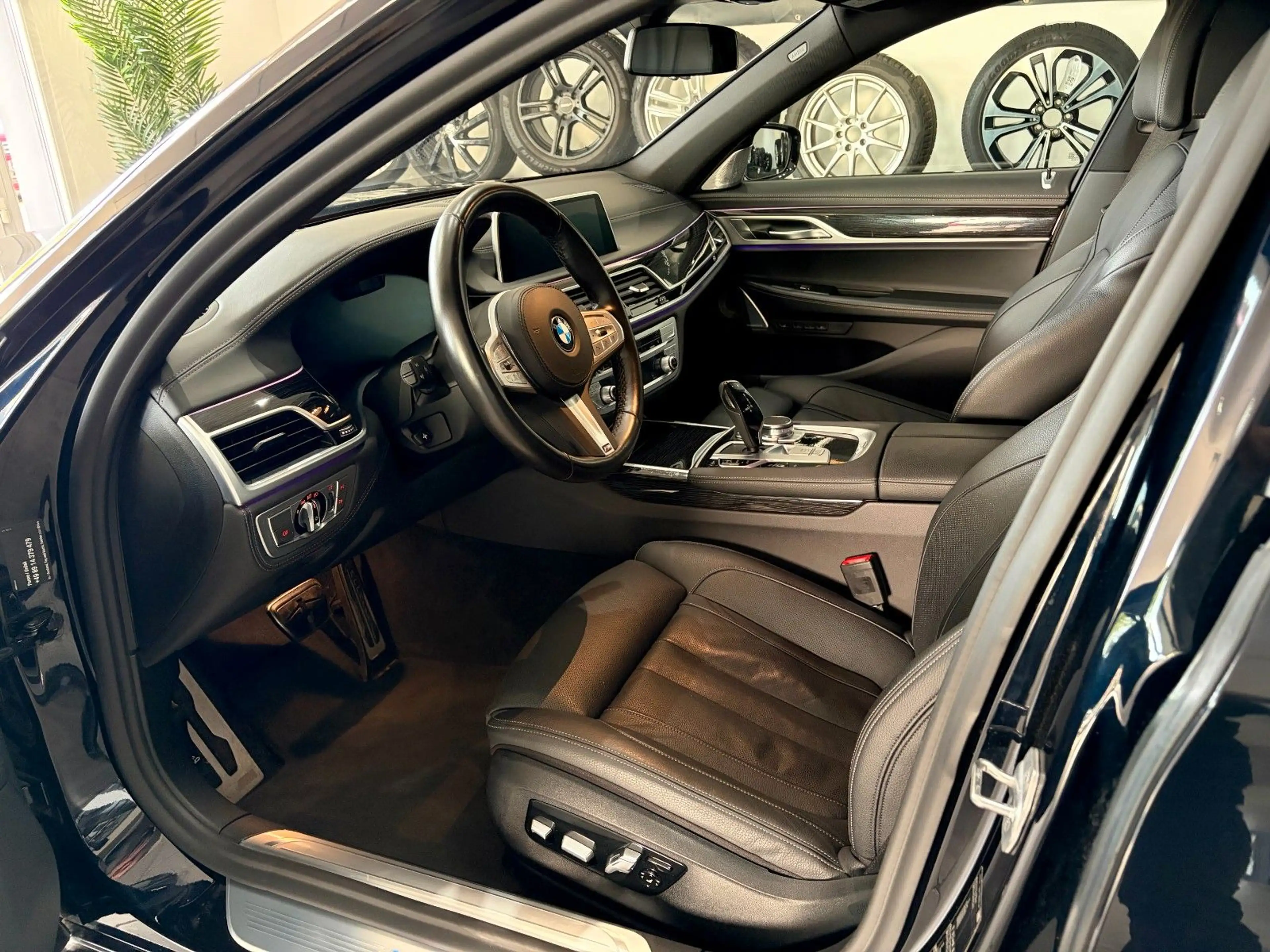 BMW 750 i xDrive*M-Sport*B&W*Bowers*Laser*M-Perf-AGA* — photo 16