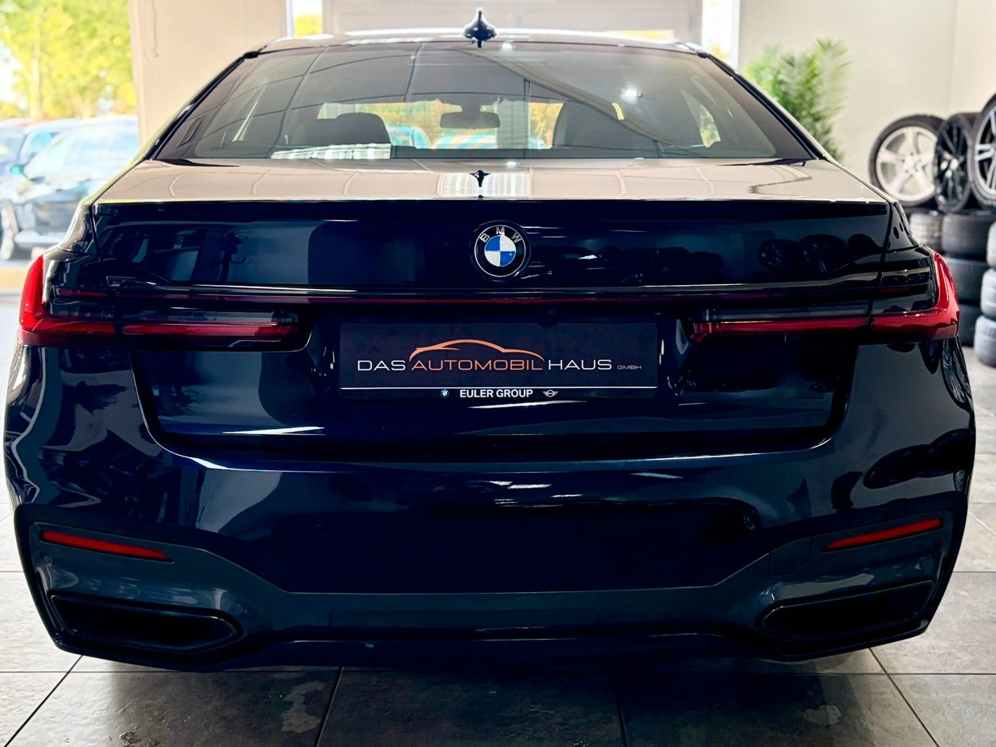 BMW 750 i xDrive*M-Sport*B&W*Bowers*Laser*M-Perf-AGA* — photo 12
