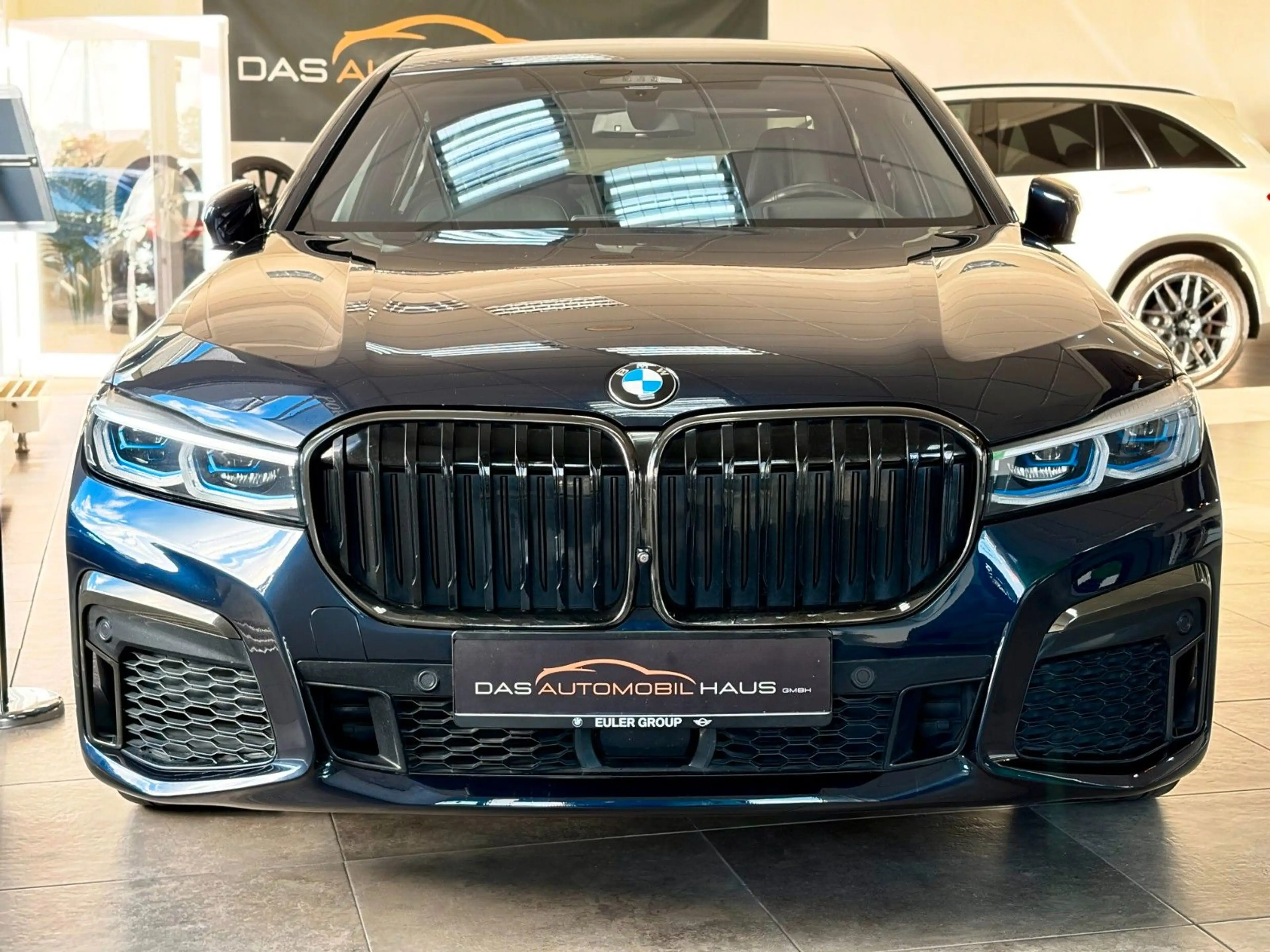 BMW 750 i xDrive*M-Sport*B&W*Bowers*Laser*M-Perf-AGA* — photo 5