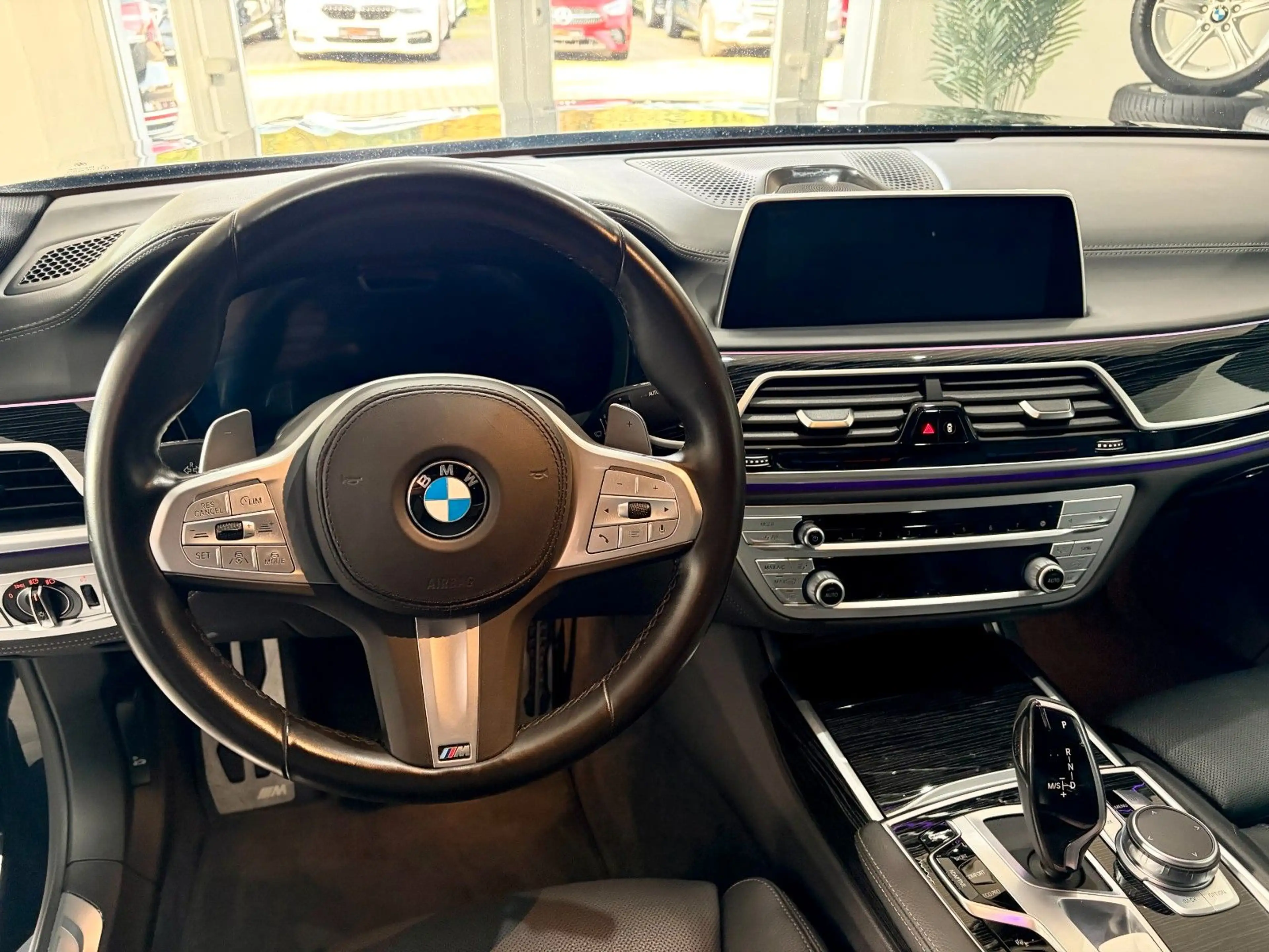 BMW 750 i xDrive*M-Sport*B&W*Bowers*Laser*M-Perf-AGA* — photo 15