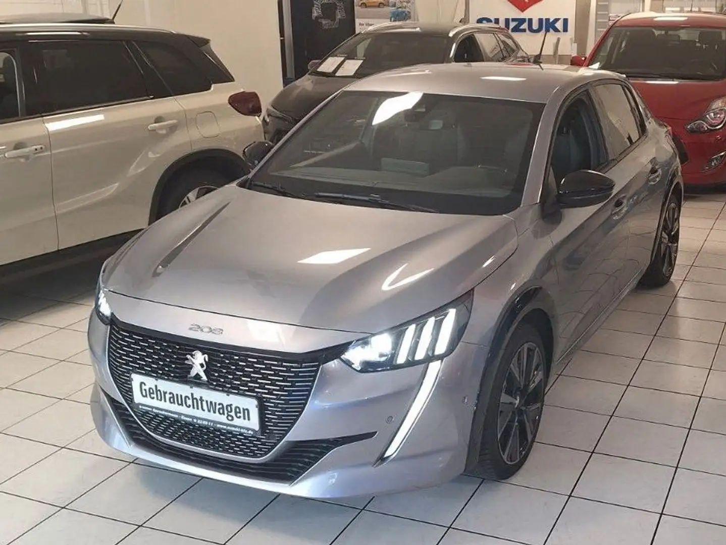 Peugeot 208 e- GT+ Gris - 2