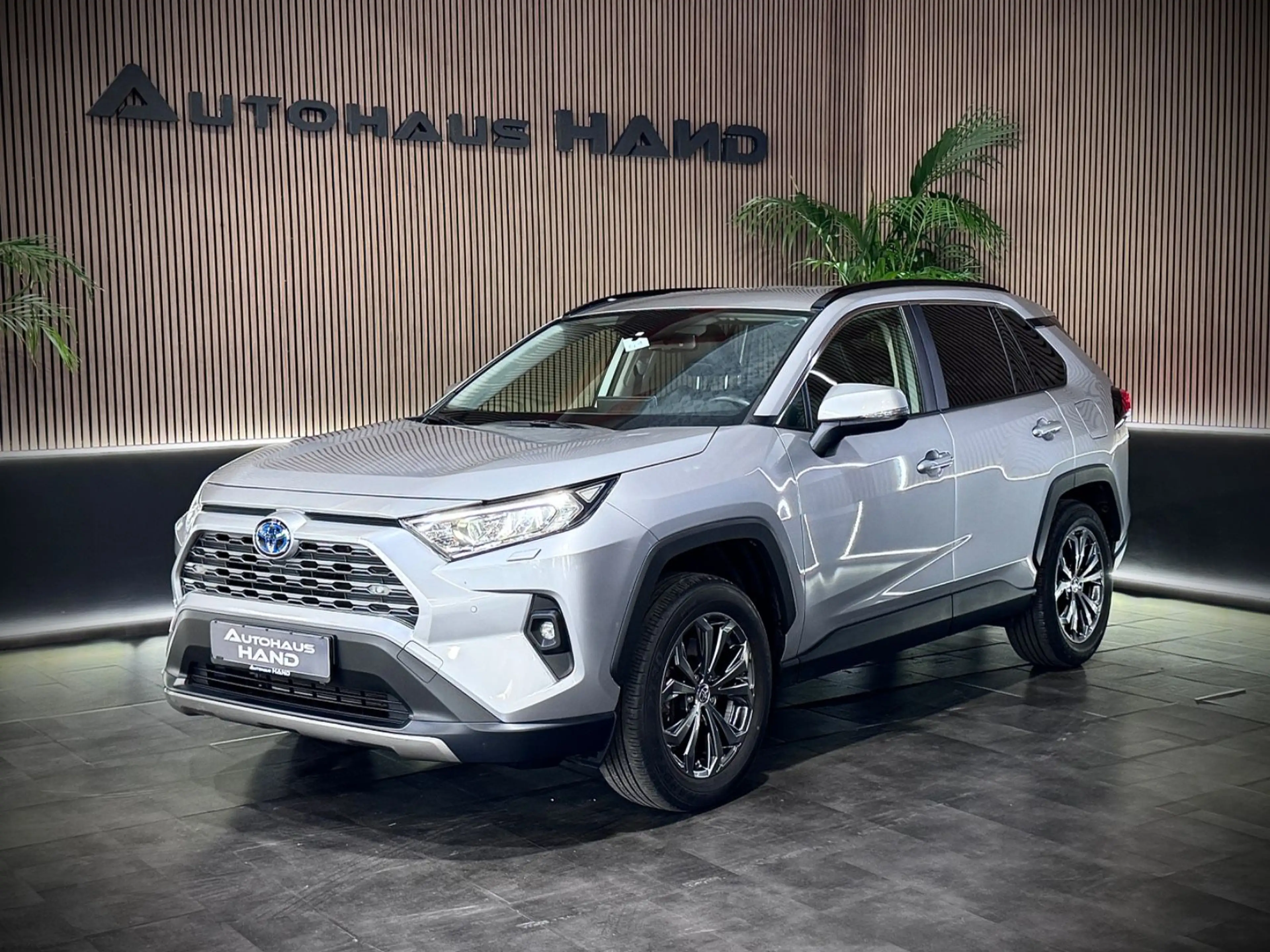 Toyota RAV 4 *2.5*HYBRID*4x4*COMFORT*LED*HYBRID*1.HAND