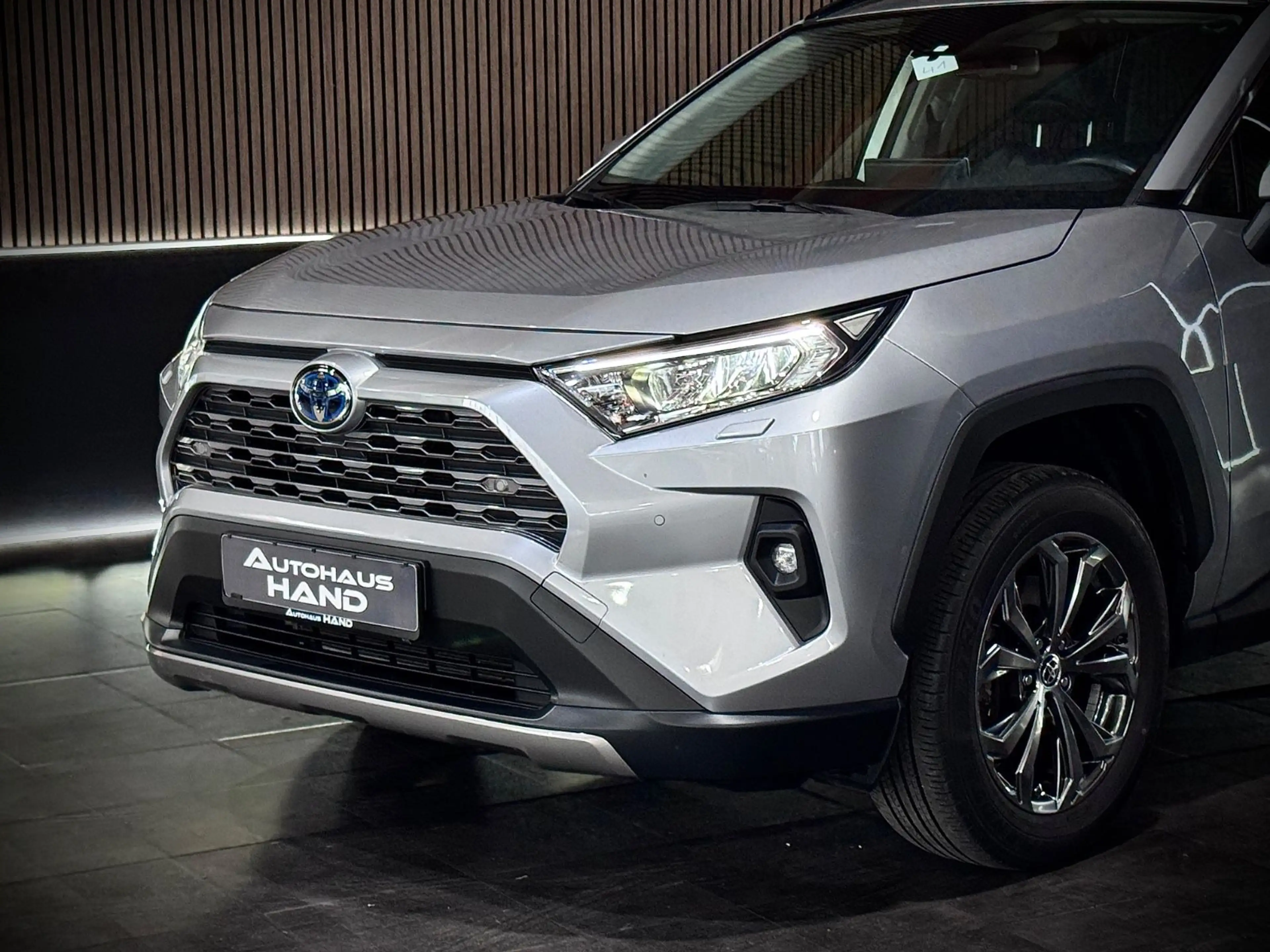 Toyota RAV 4 *2.5*HYBRID*4x4*COMFORT*LED*HYBRID*1.HAND — photo 2