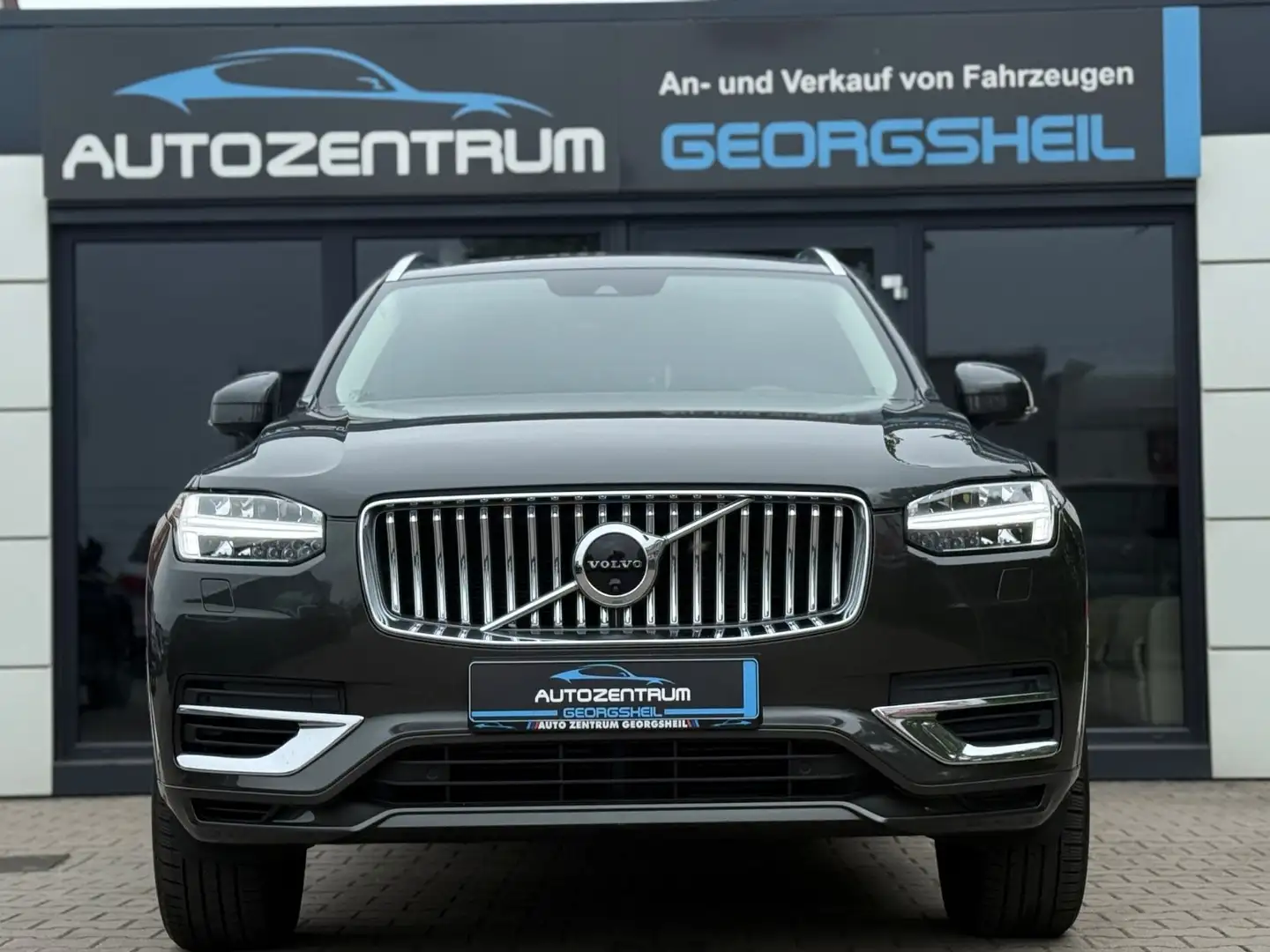 Volvo XC90 Inscription -AWD-HUD-LED-7-Sitzer-1.H-360 Grau - 2