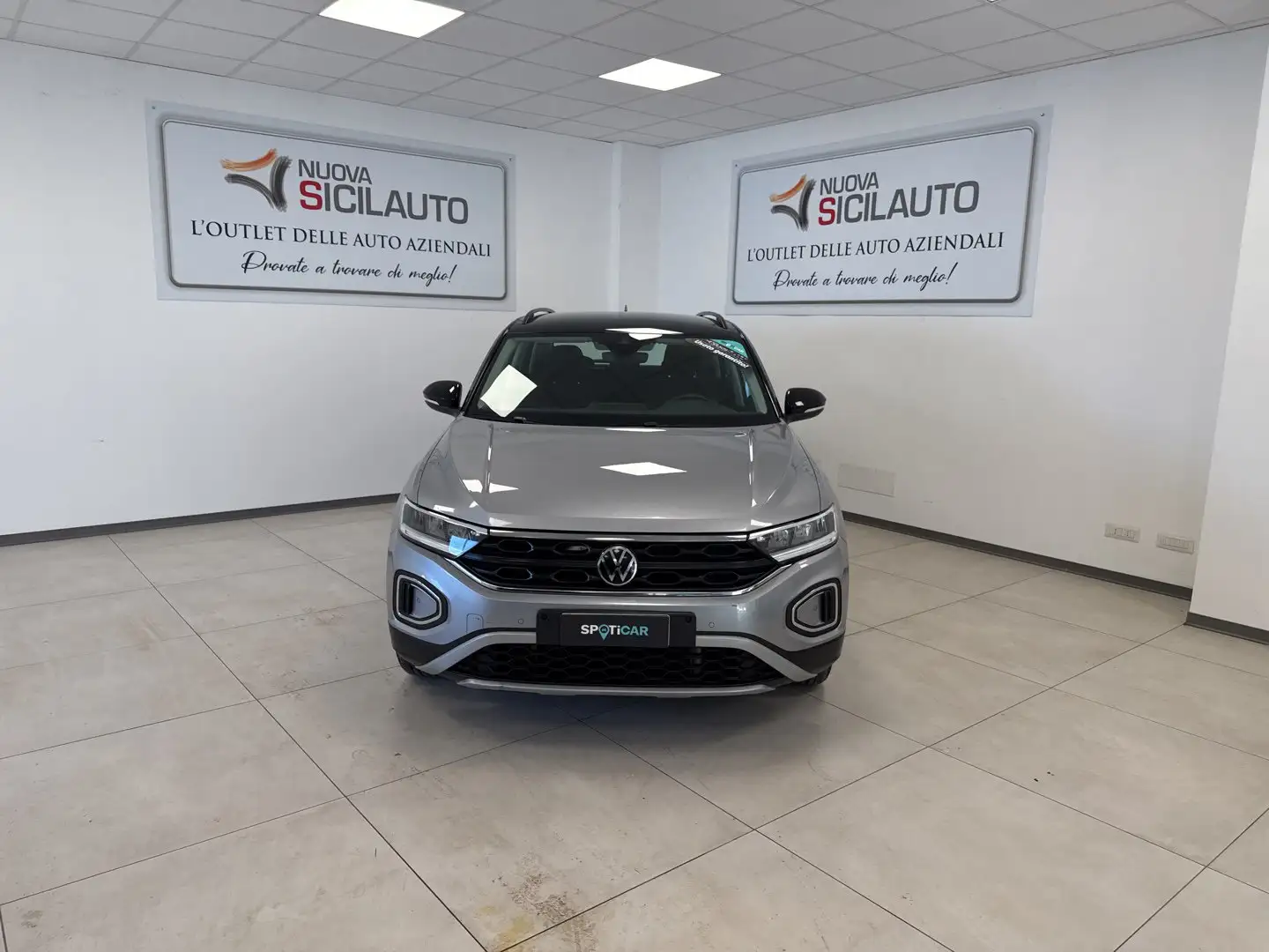 Volkswagen T-Roc 2022 2.0 tdi Style 115cv Grigio - 1