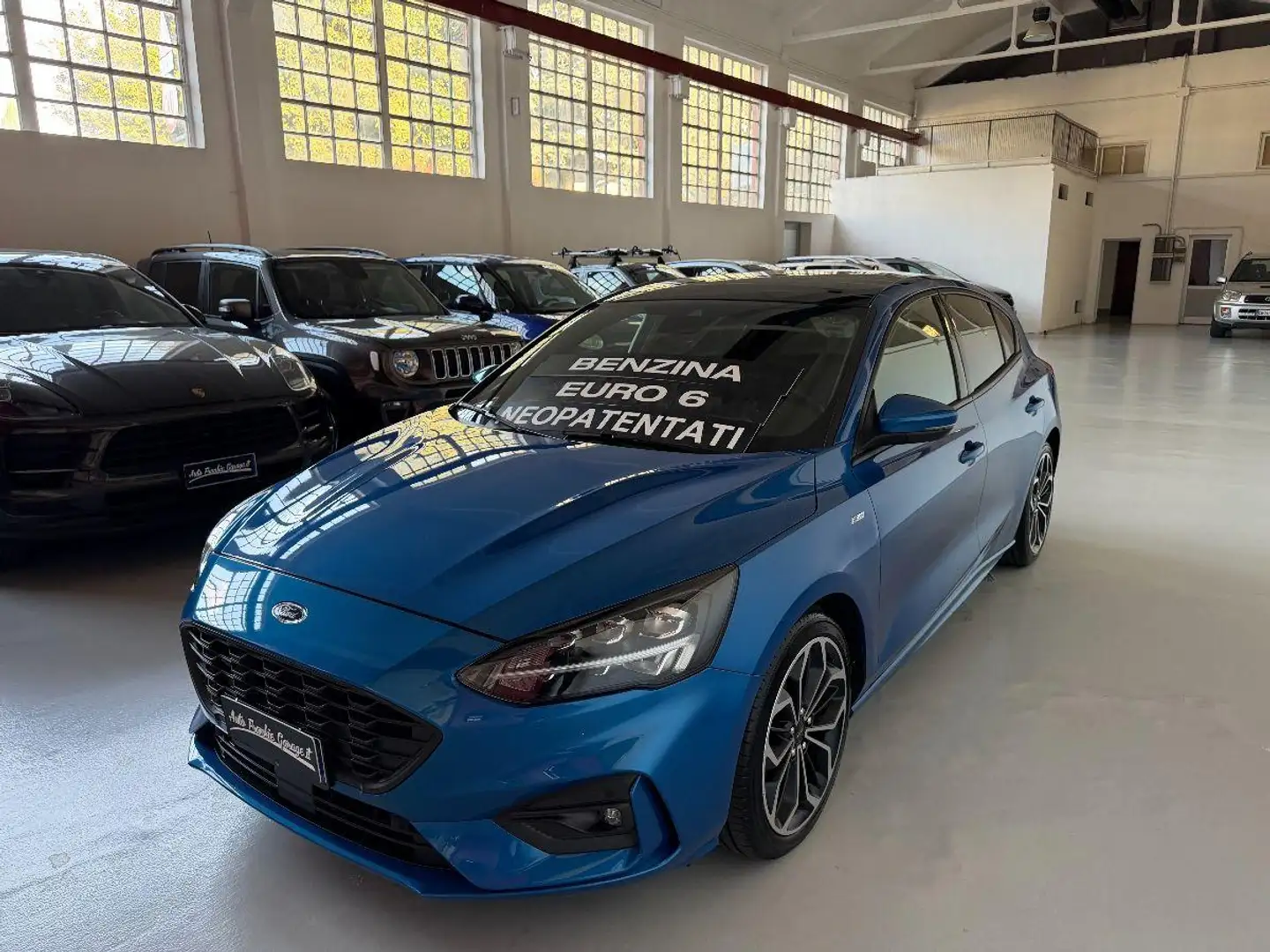 Ford Focus 1.0 EcoB. 125 S&S ST Line Bus. Blu/Azzurro - 1