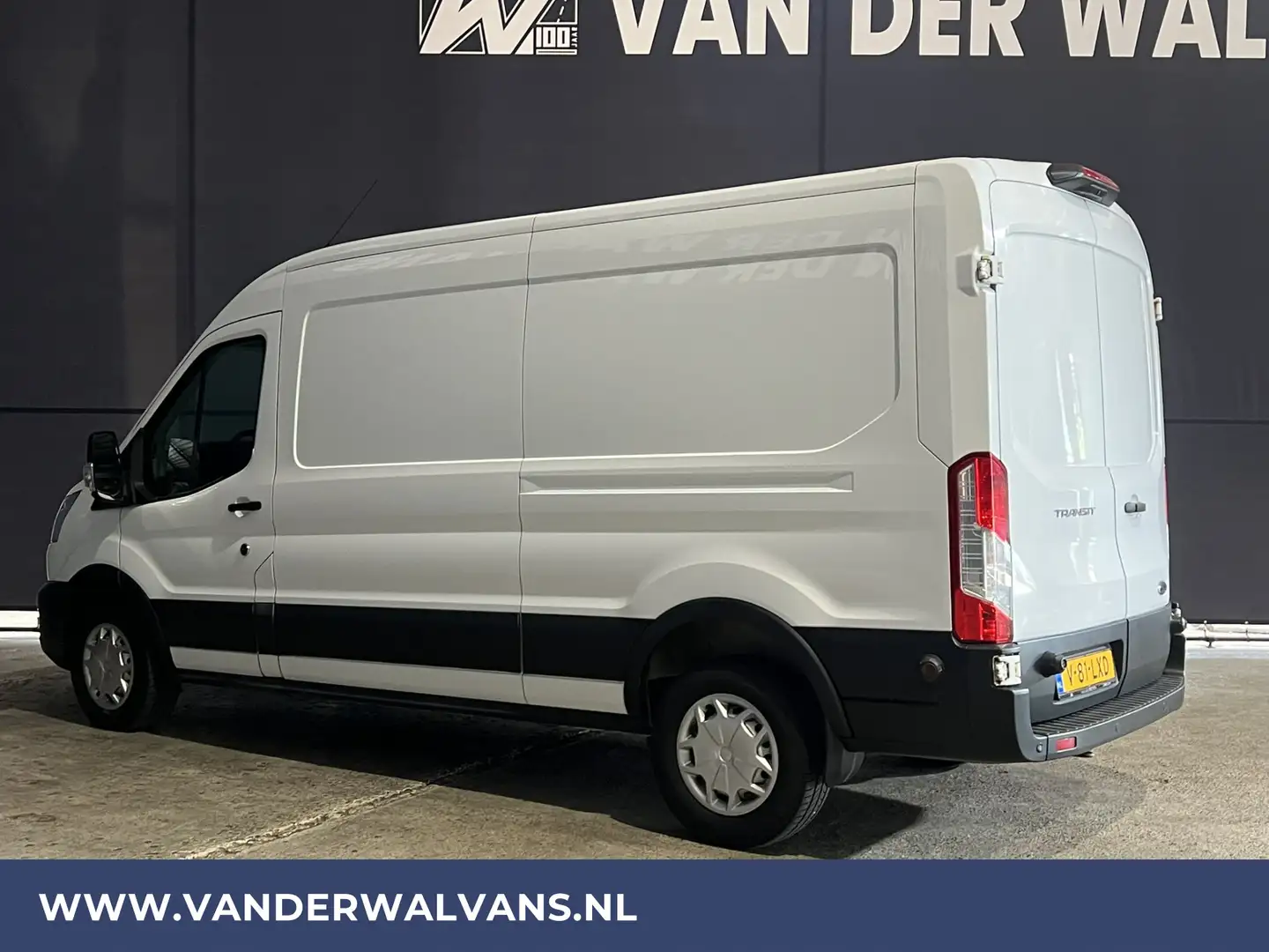 Ford Transit 2.0 TDCI 131pk L3H2 Euro6 Airco | Camera | Navigat Blanco - 2