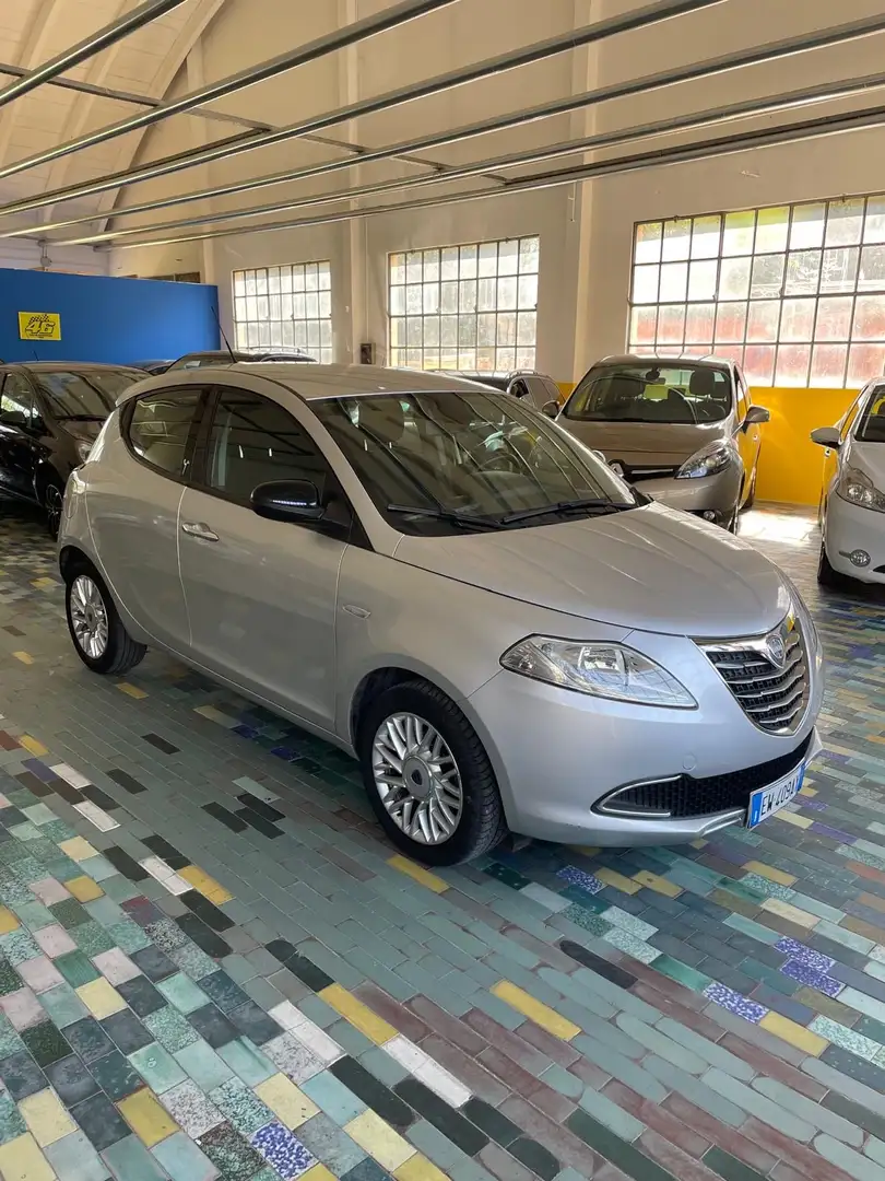 Lancia Ypsilon 1.3 mjt Elefantino c/clima s&s 95cv GARANZIA 12mes - 2