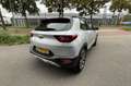Kia Stonic 1.0 T-GDi DynamicLine Gris - thumbnail 3