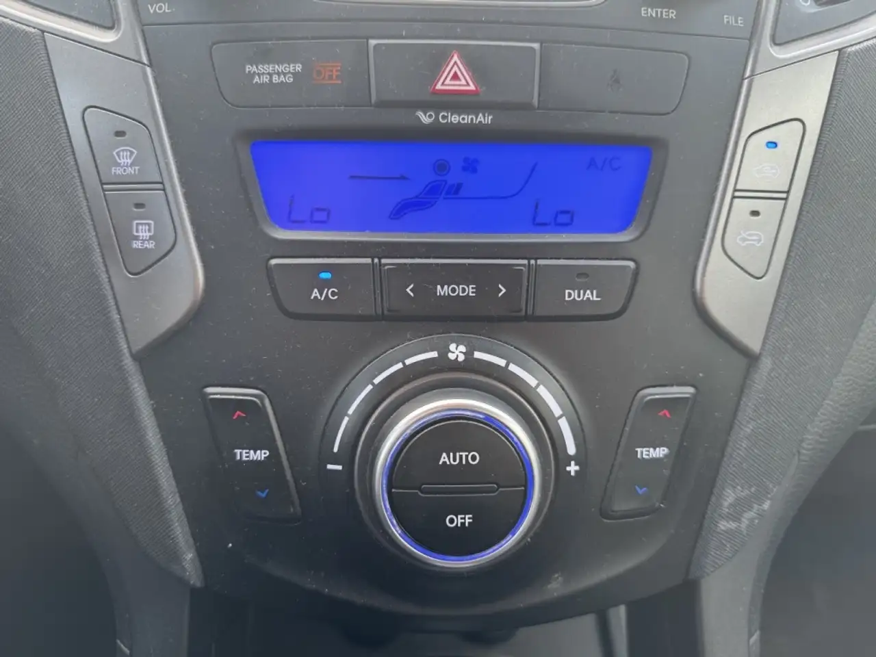Hyundai SANTA FE снимка Hyundai SANTA FE