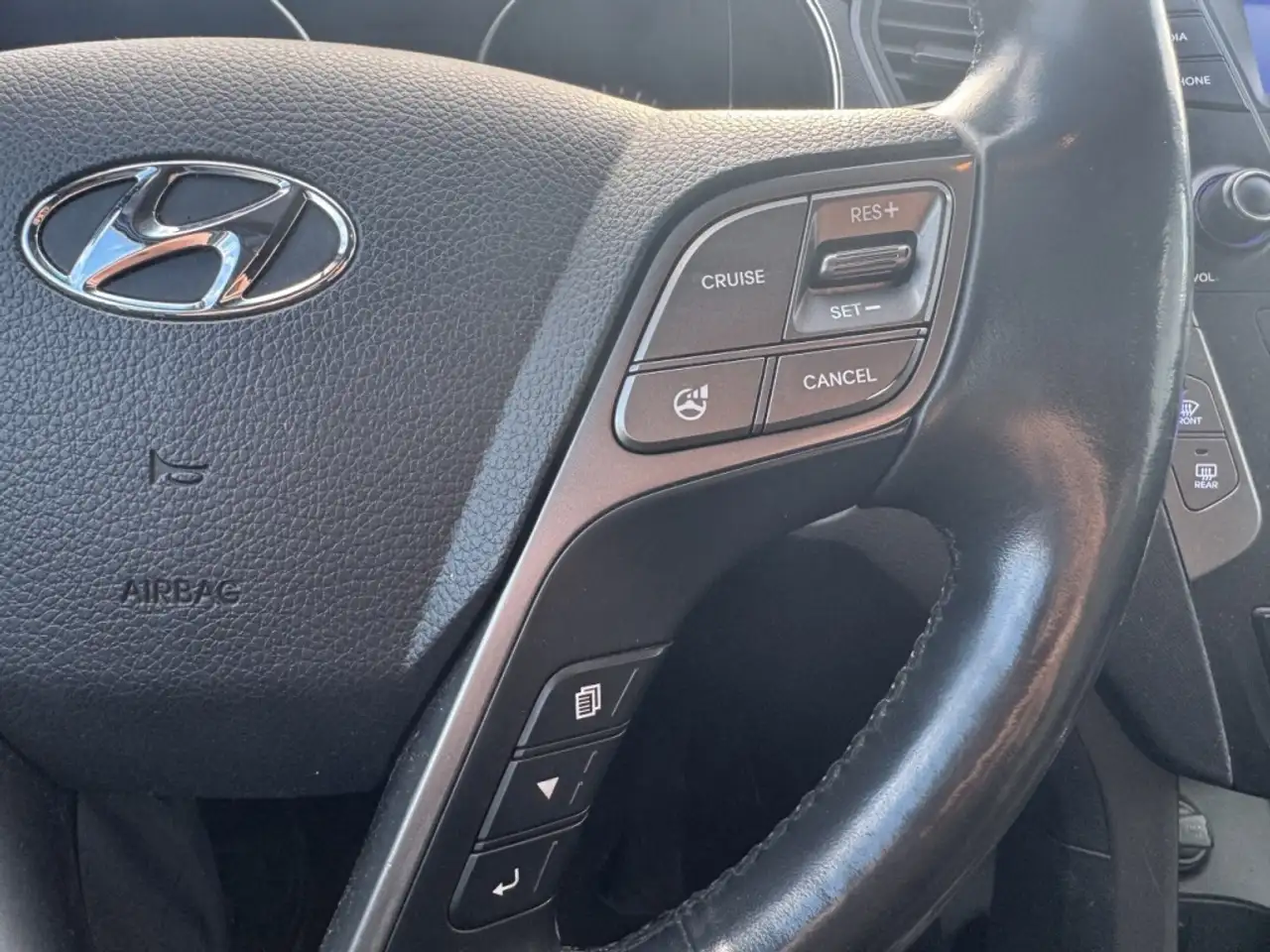Hyundai SANTA FE снимка Hyundai SANTA FE