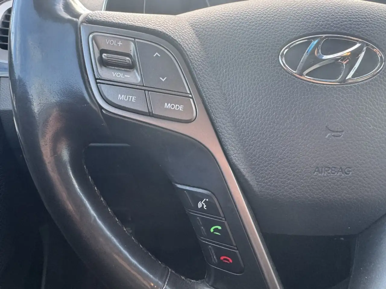 Hyundai SANTA FE снимка Hyundai SANTA FE
