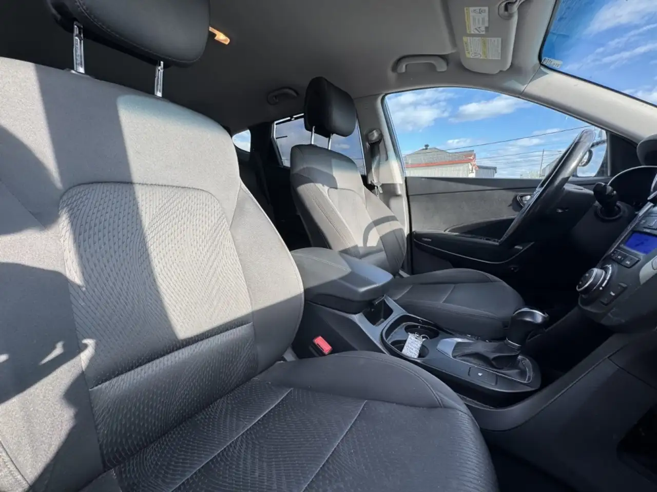 Hyundai SANTA FE снимка Hyundai SANTA FE