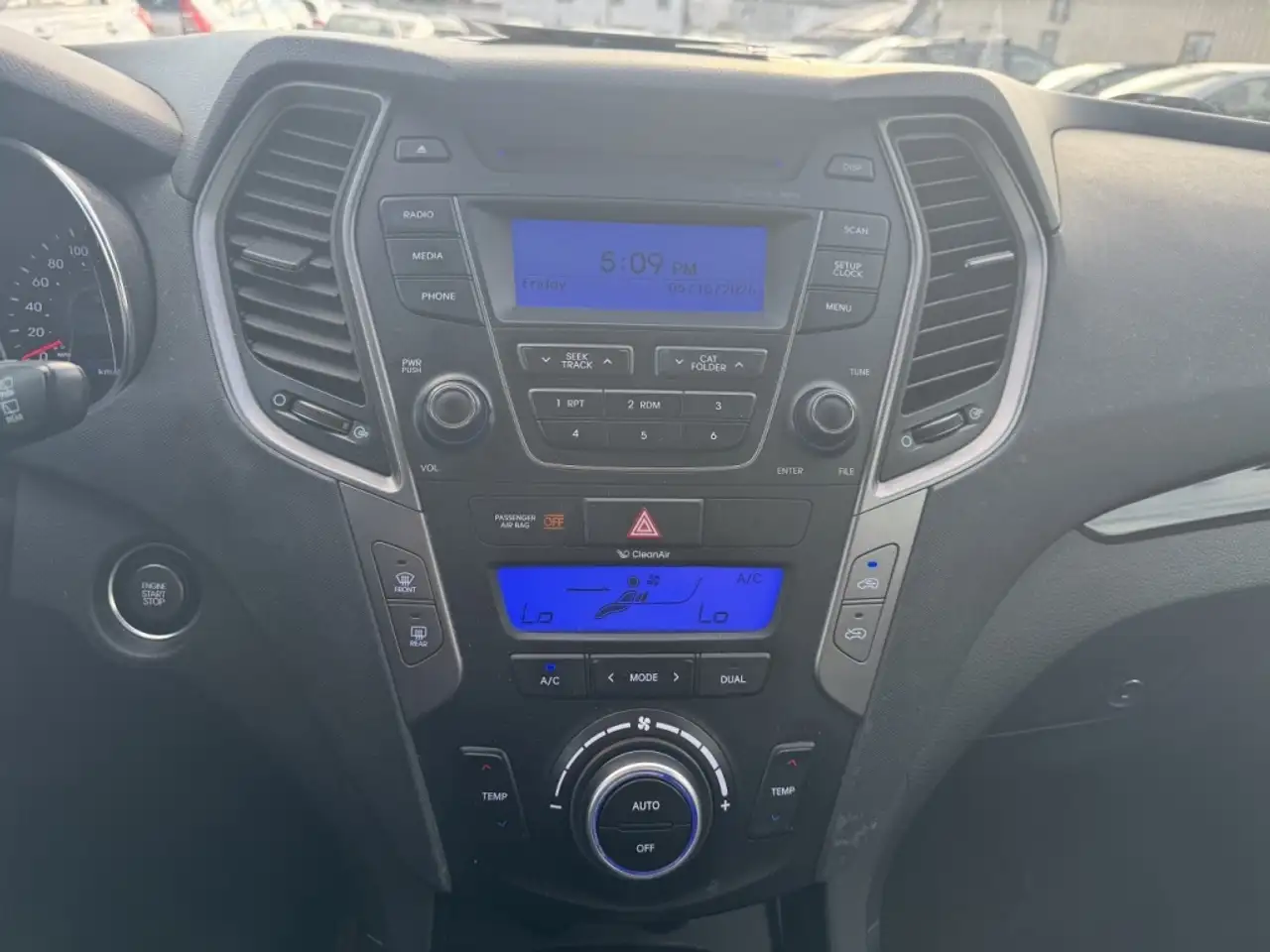 Hyundai SANTA FE снимка Hyundai SANTA FE