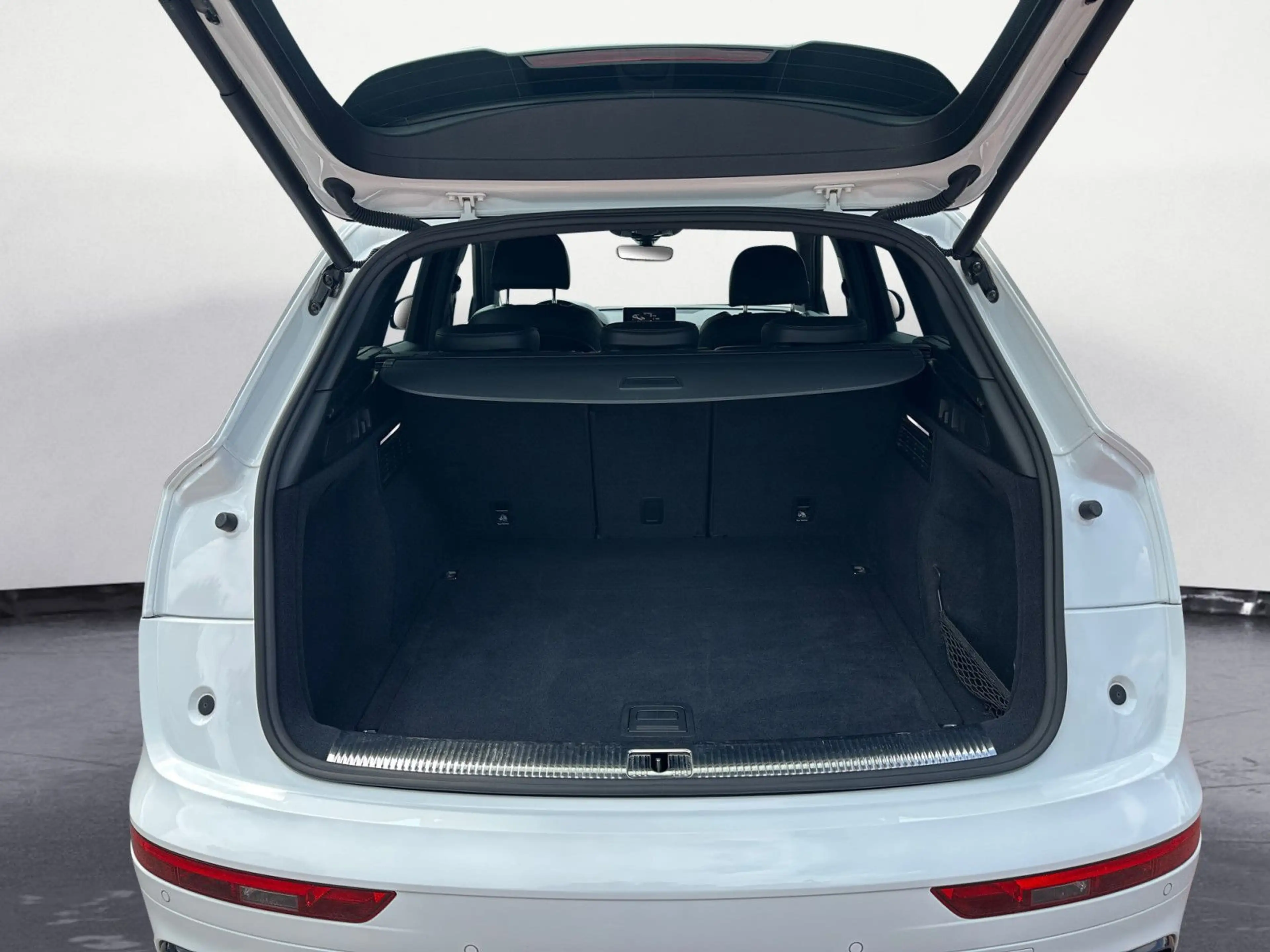 Audi SQ5 3.0 TDI V6 255 kW tiptronic — photo 13
