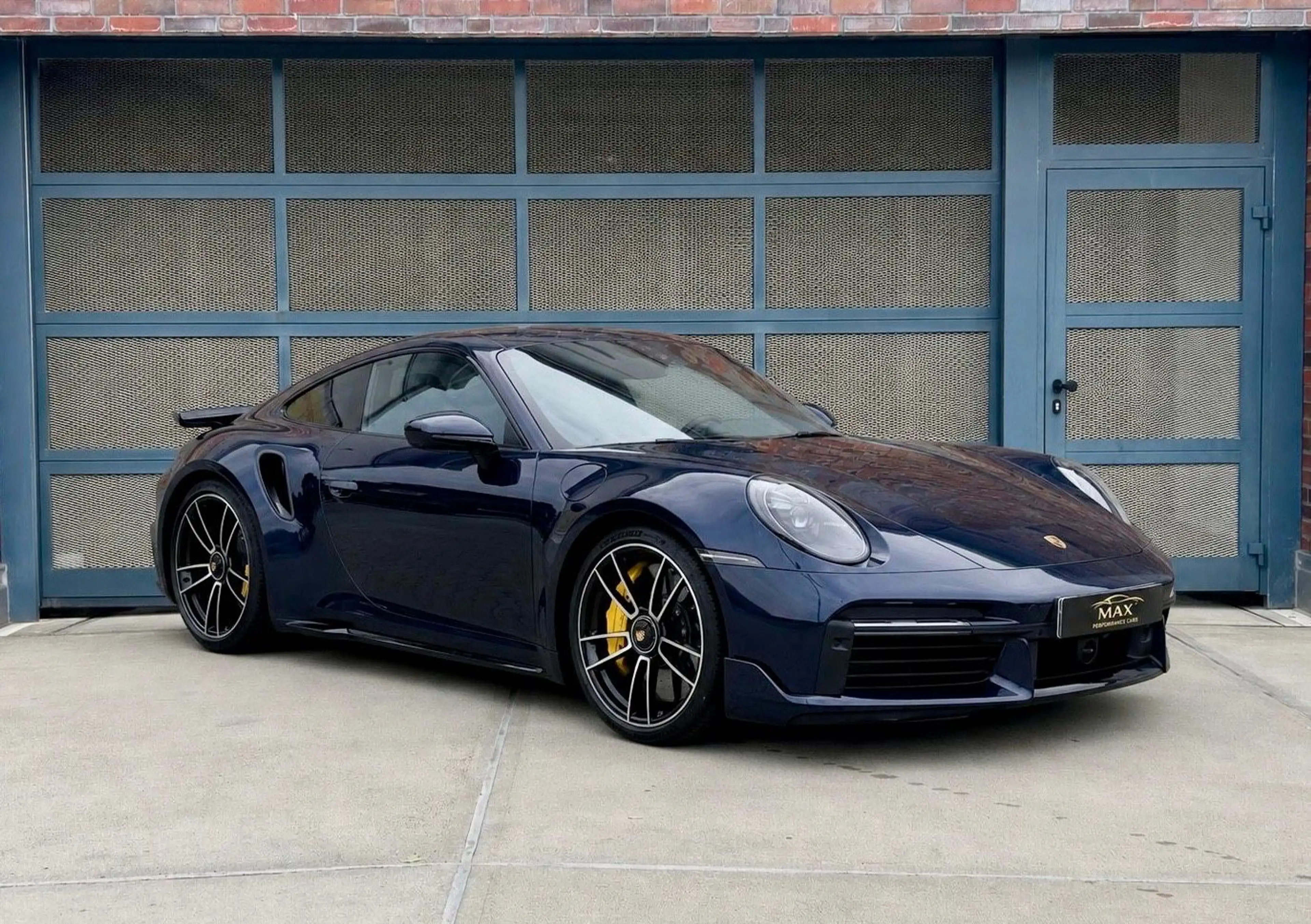 Porsche 992 Turbo S Burmester Lift Carbon PDLS+ Pano