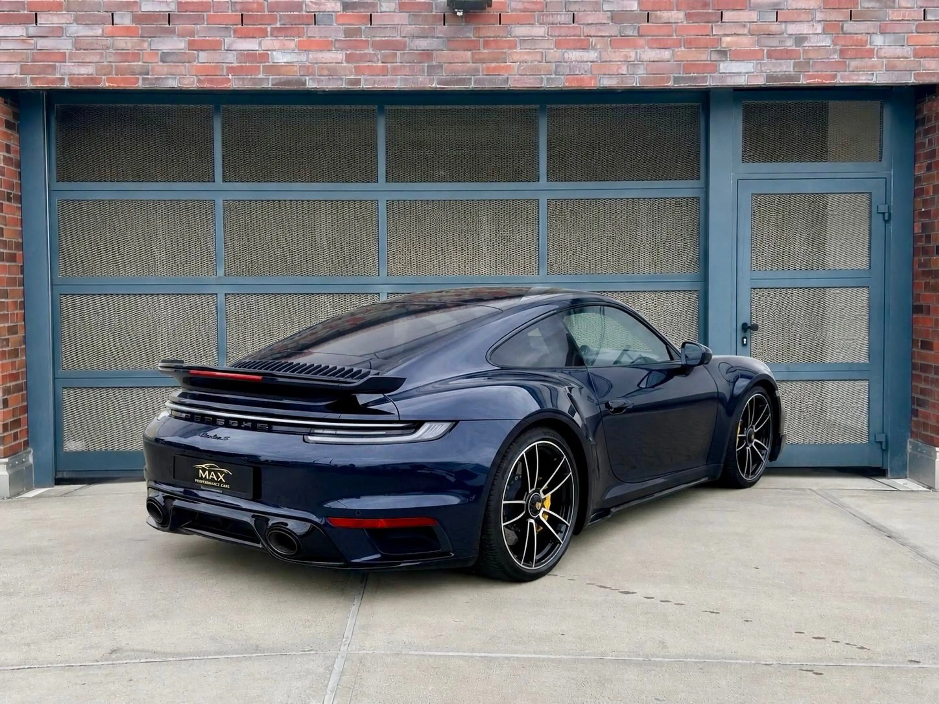 Porsche 992 Turbo S Burmester Lift Carbon PDLS+ Pano — photo 4