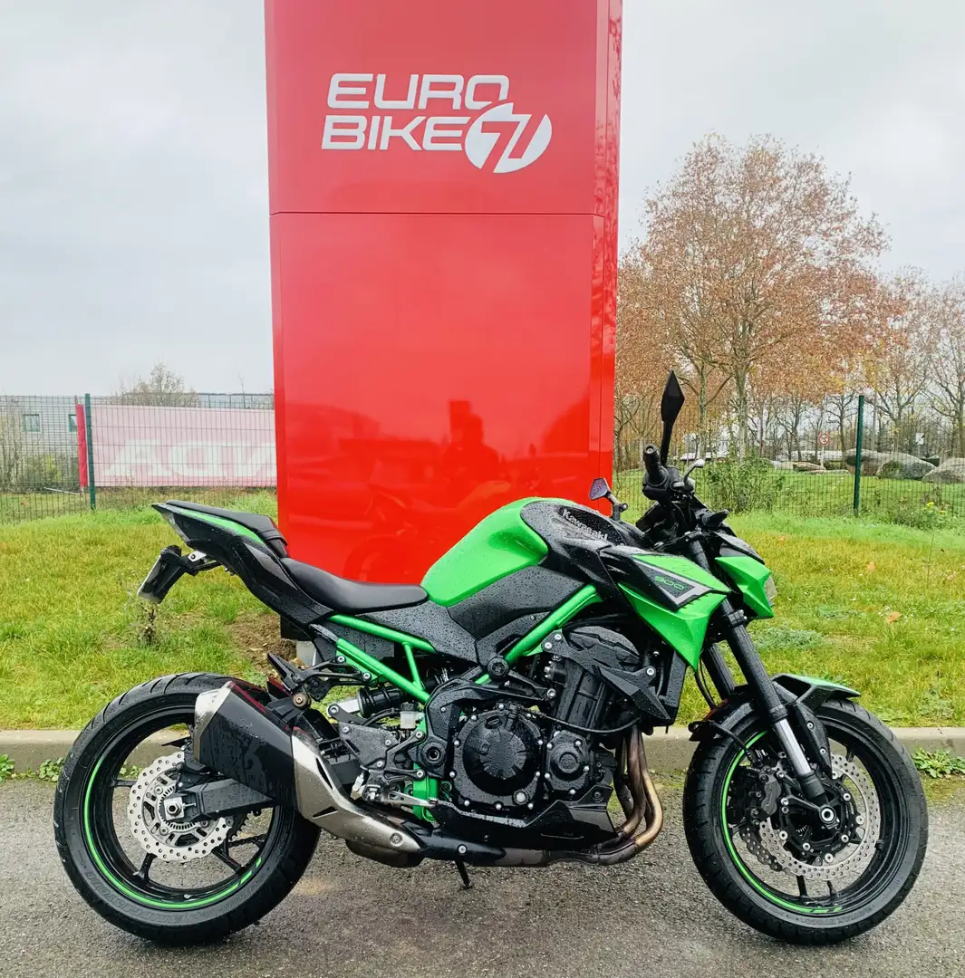 Kawasaki Z 900 Vert - 1