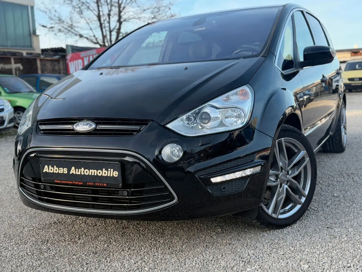 Ford S-Max S-MAX Titanium, Xenon, AHK, 8-Fachbereift Noir - 1