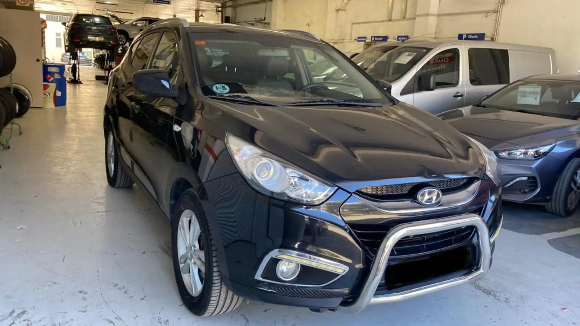 Hyundai iX35 2.0CRDI GL Classic Sky 4x2 Negro - 2