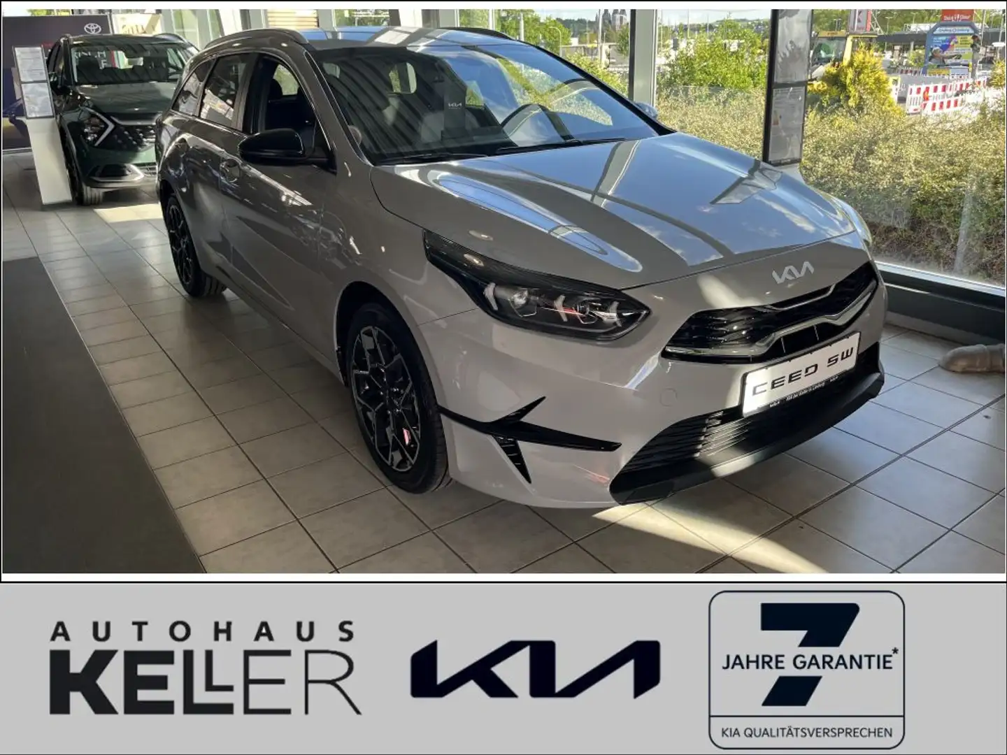 Kia Ceed / cee'd SW 1.0 T-GDI 100 OPF Nightline Edition Grau - 1